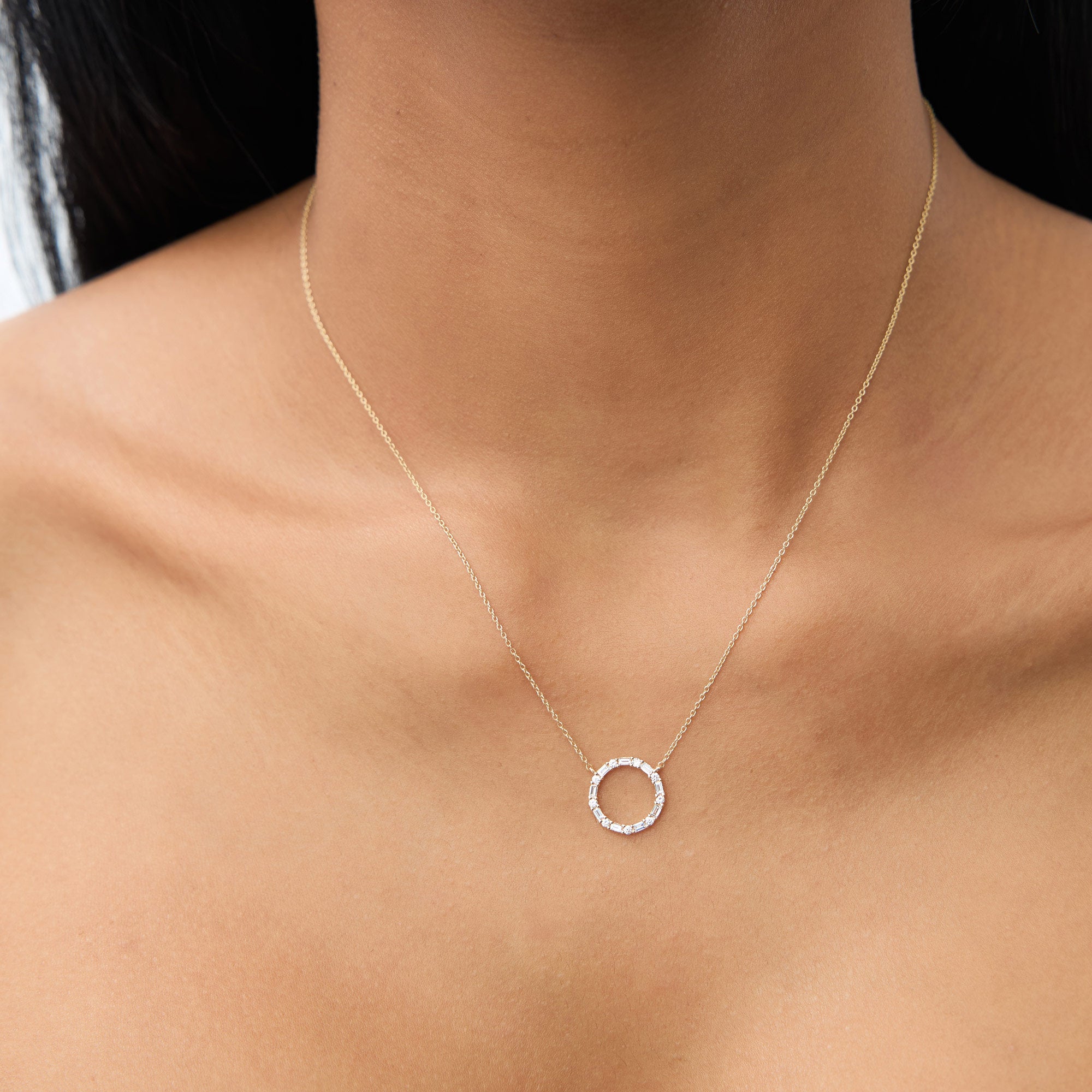 OBFJ1076 - 14k Baguette & Round Diamond Circle Necklace 3
