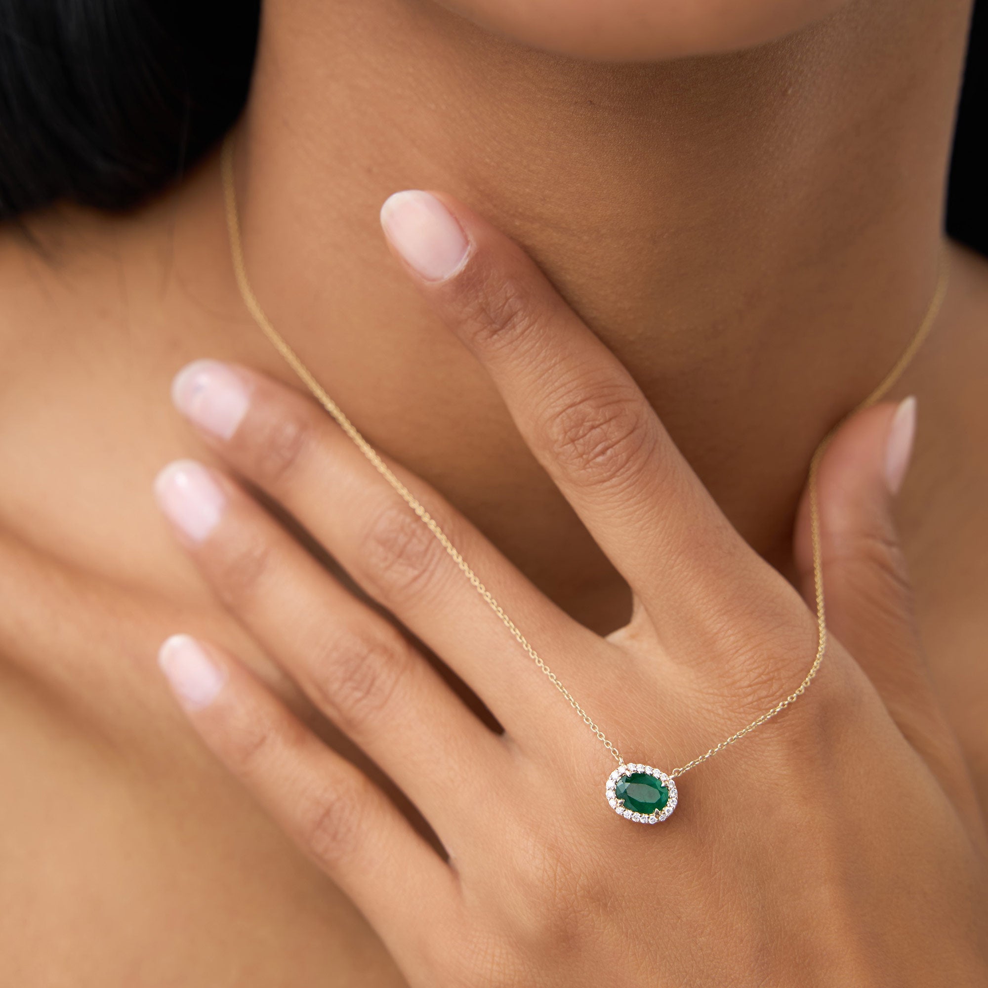 OBFJ1078 - 14k Oval Shape Emerald in Diamond Halo Setting 2