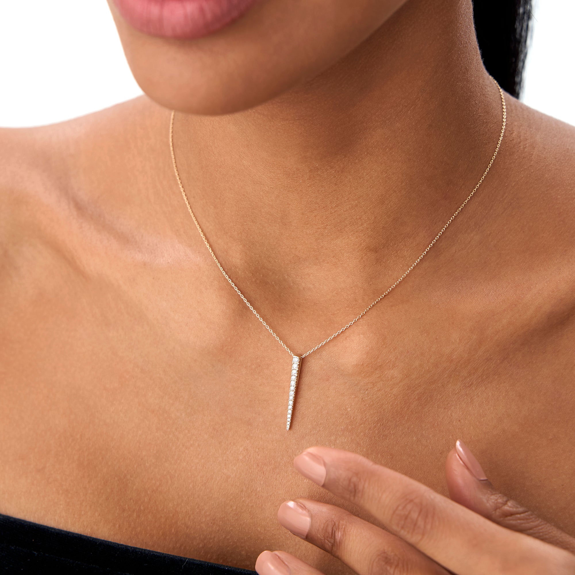 OBFJ0872 - 14K Tapered Diamond Bar Necklace 5