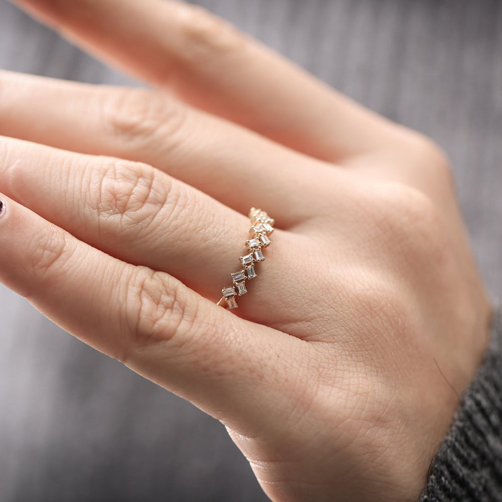 OBFJ1891 - 14K Zig Zag Baguette Diamond Ring 3