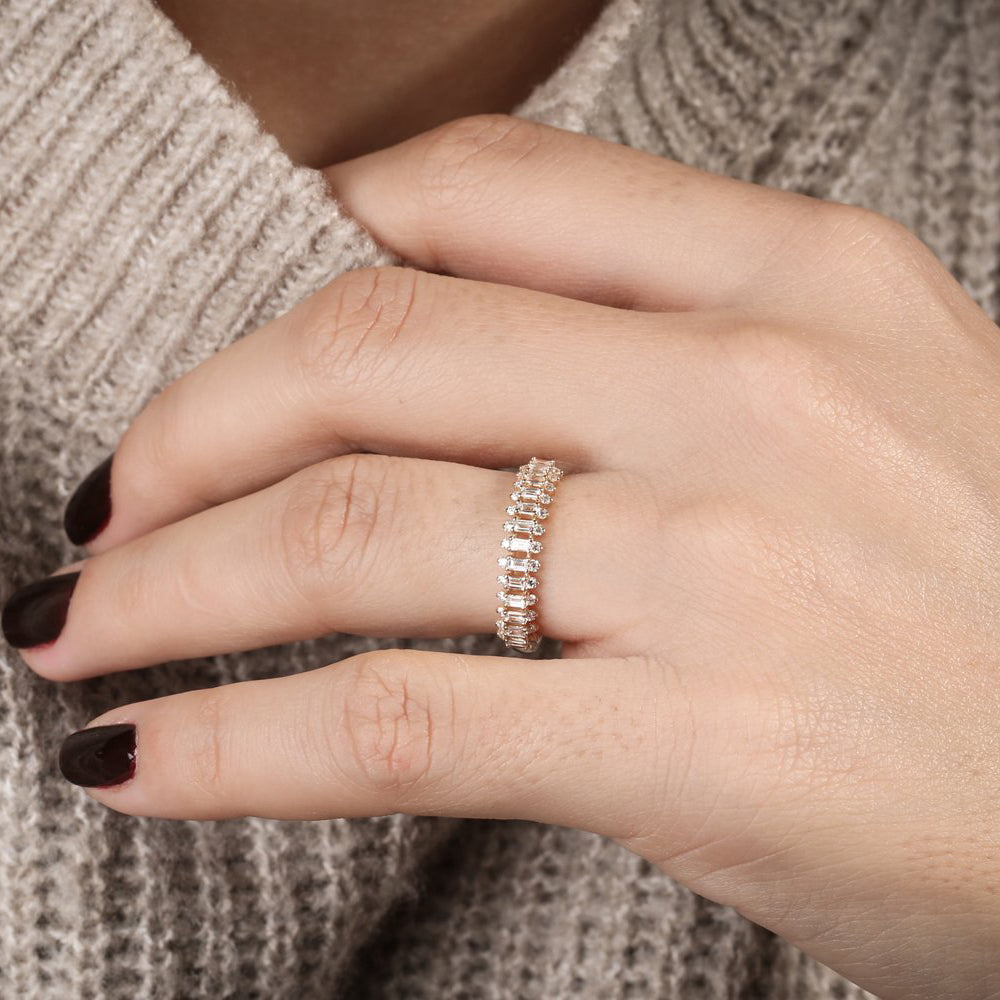 OBFJ1889 - 14K Bagguete Diamond Anniversary Ring 3