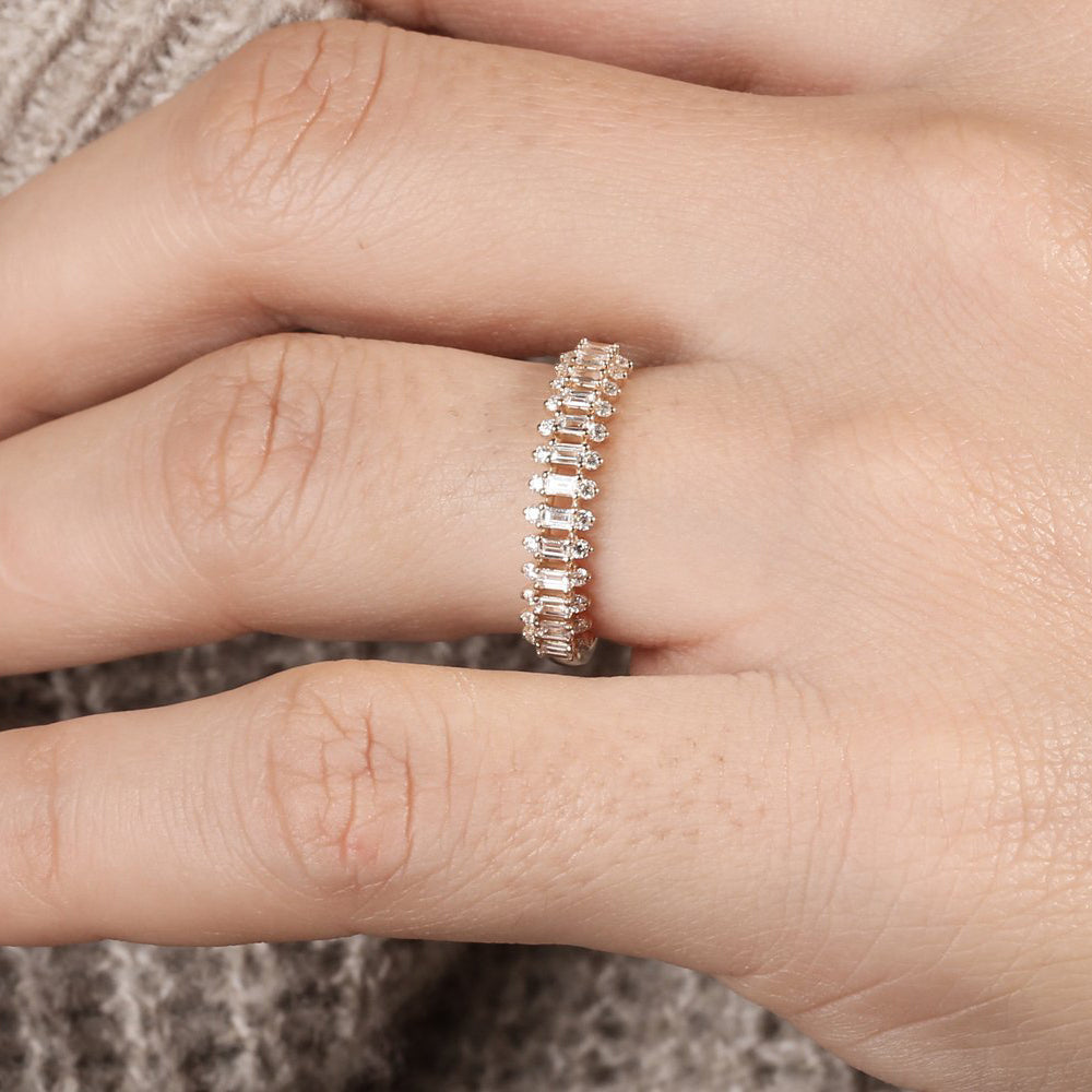 OBFJ1889 - 14K Bagguete Diamond Anniversary Ring 2
