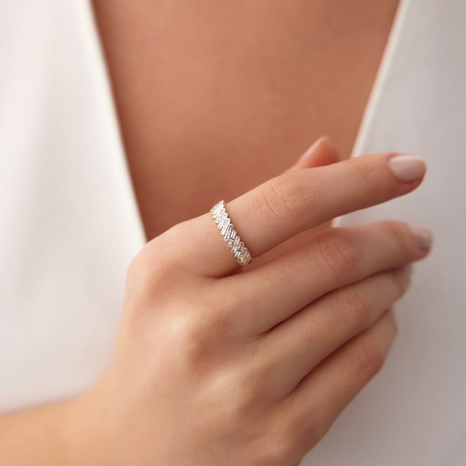 OBFJ1558 - 14k Double Row Diagonal Baguette Ring 2