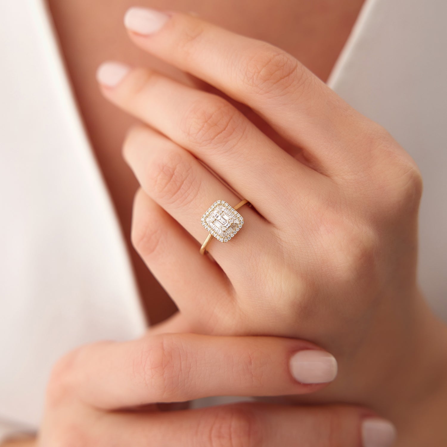 OBFJ2165 - 14k Unique Baguette Diamond Statement Ring 4