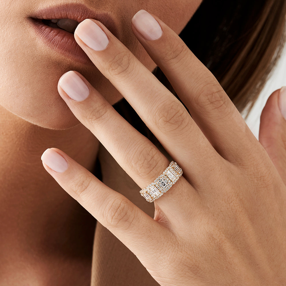 OBFJ2086 - 14k Baguette and Round Halo Diamond Ring 2