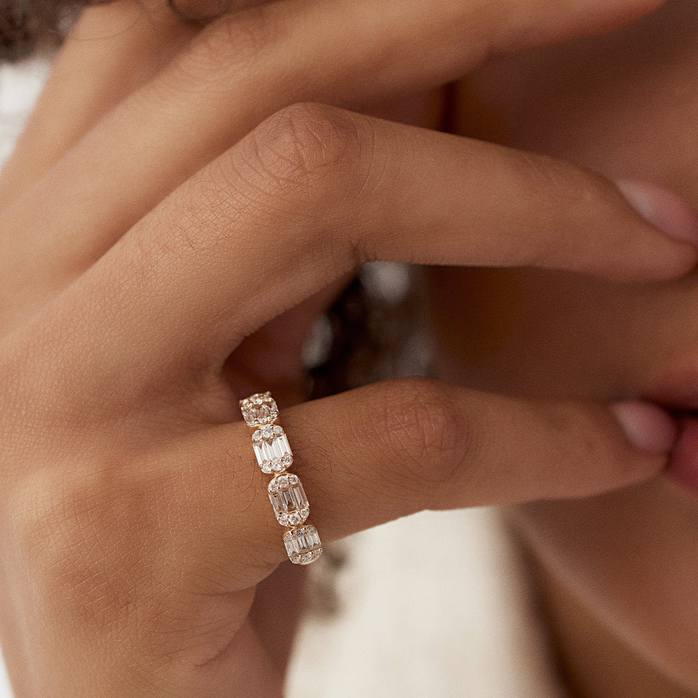 OBFJ1507 - 14k Baguette and Round Diamond Anniversary Ring 2