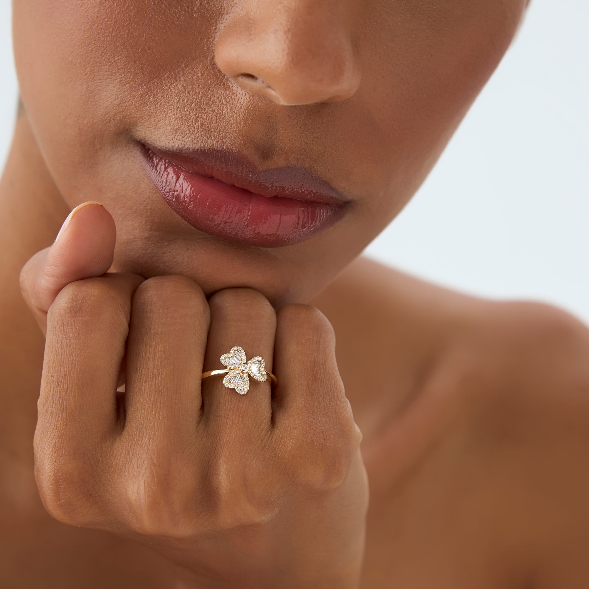 OBFJ0907 - 14k Baguette & Round Diamond Flower Ring 2
