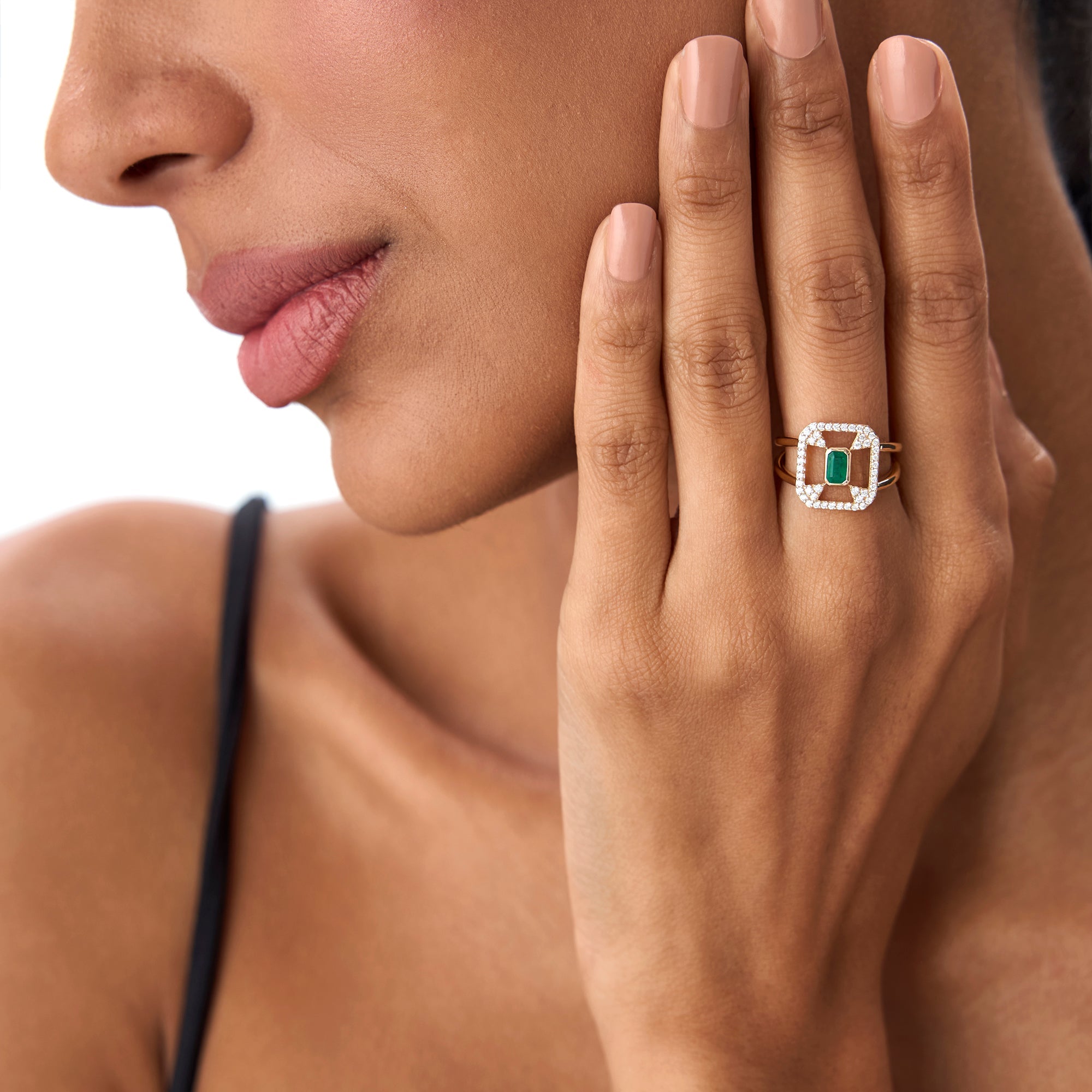 OBFJ0757 - 14k Art Deco Design Emerald Halo Ring 9