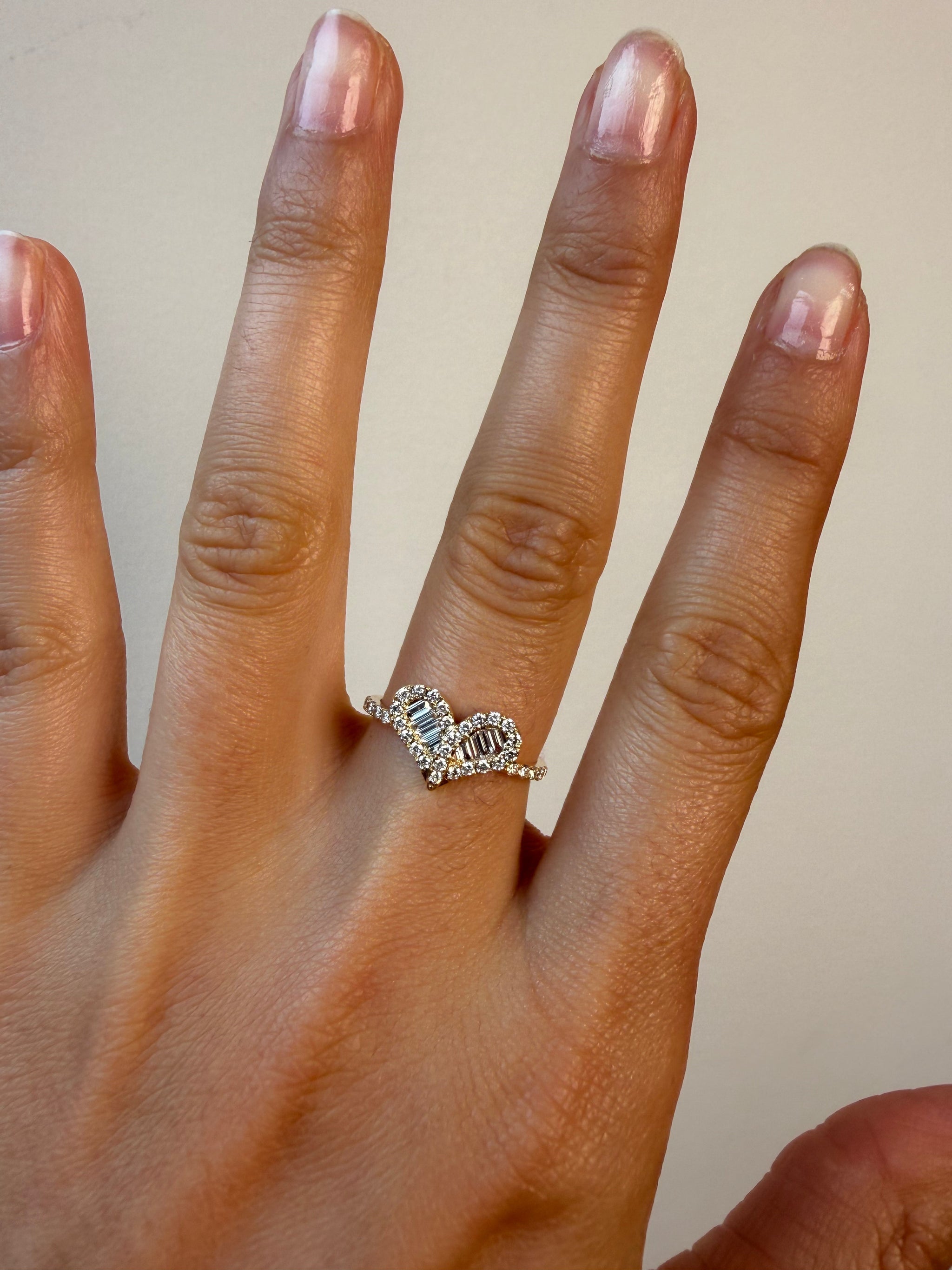 OBFJ0065 - 14k Gold Round Diamond Halo Heart Ring 3