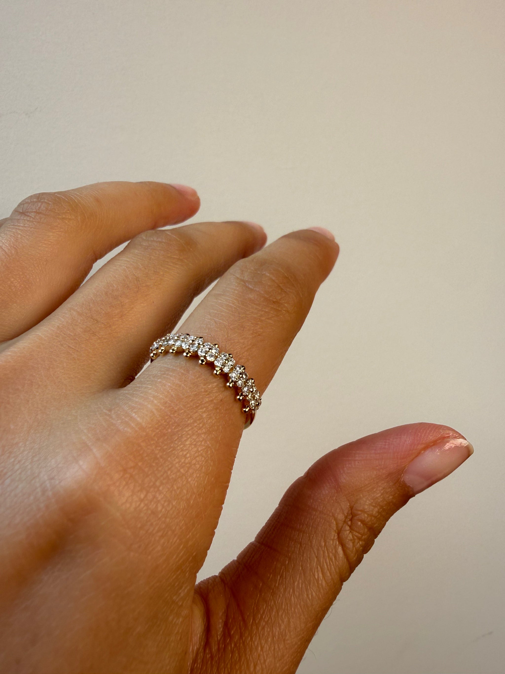 OBFJ0070 - 14K Gold Diamond Clover Bubble Stack Ring 4