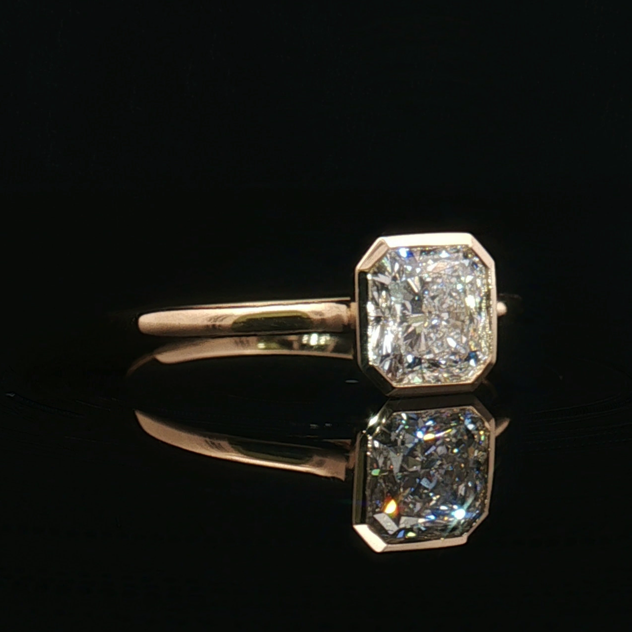 LGN1235 -[Setting Only] Octagonal Bezel Solitaire Engagement Ring