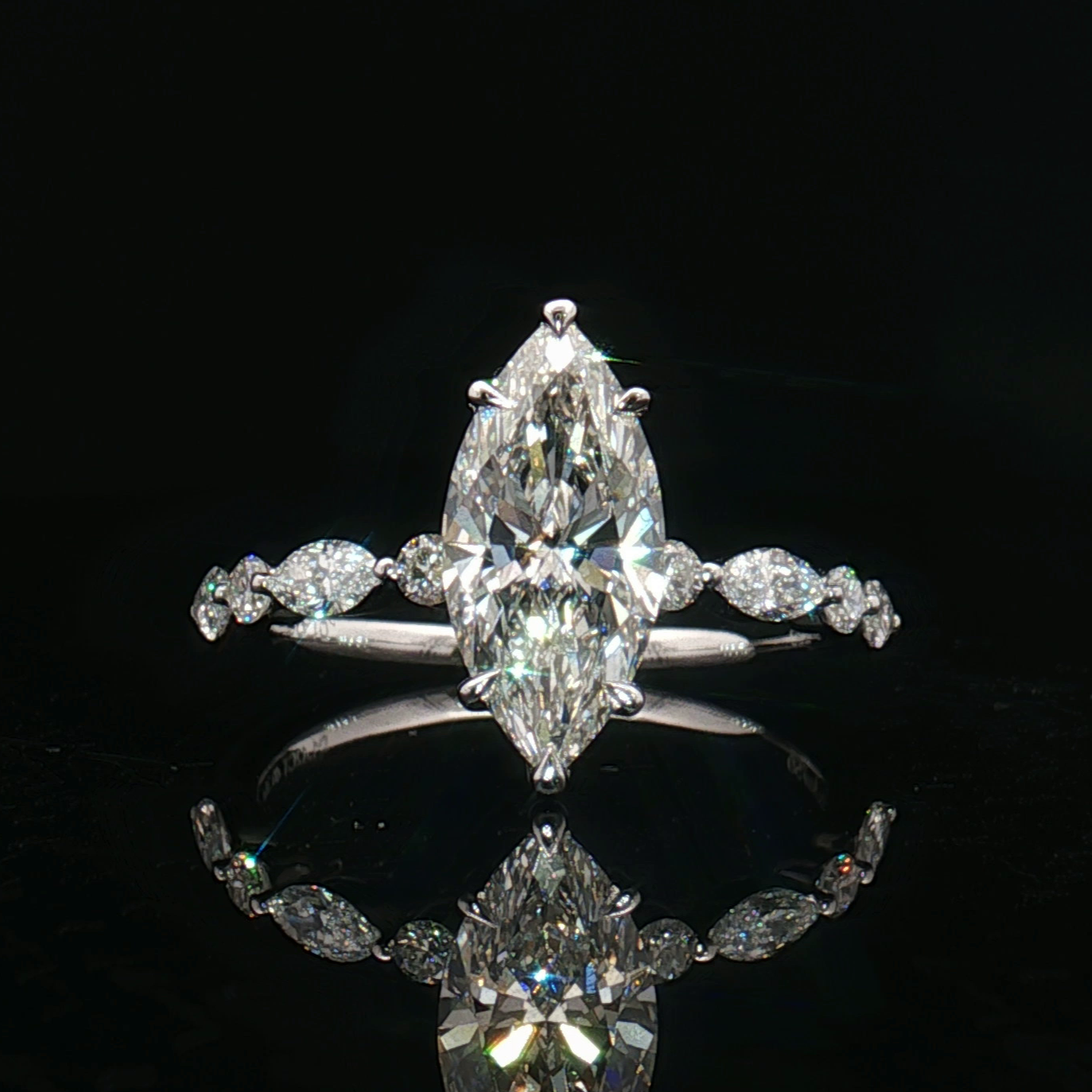 LGT0138 - [Setting Only] Pear Cut Engagement Ring with Alternating Marquise & Round Diamond Band