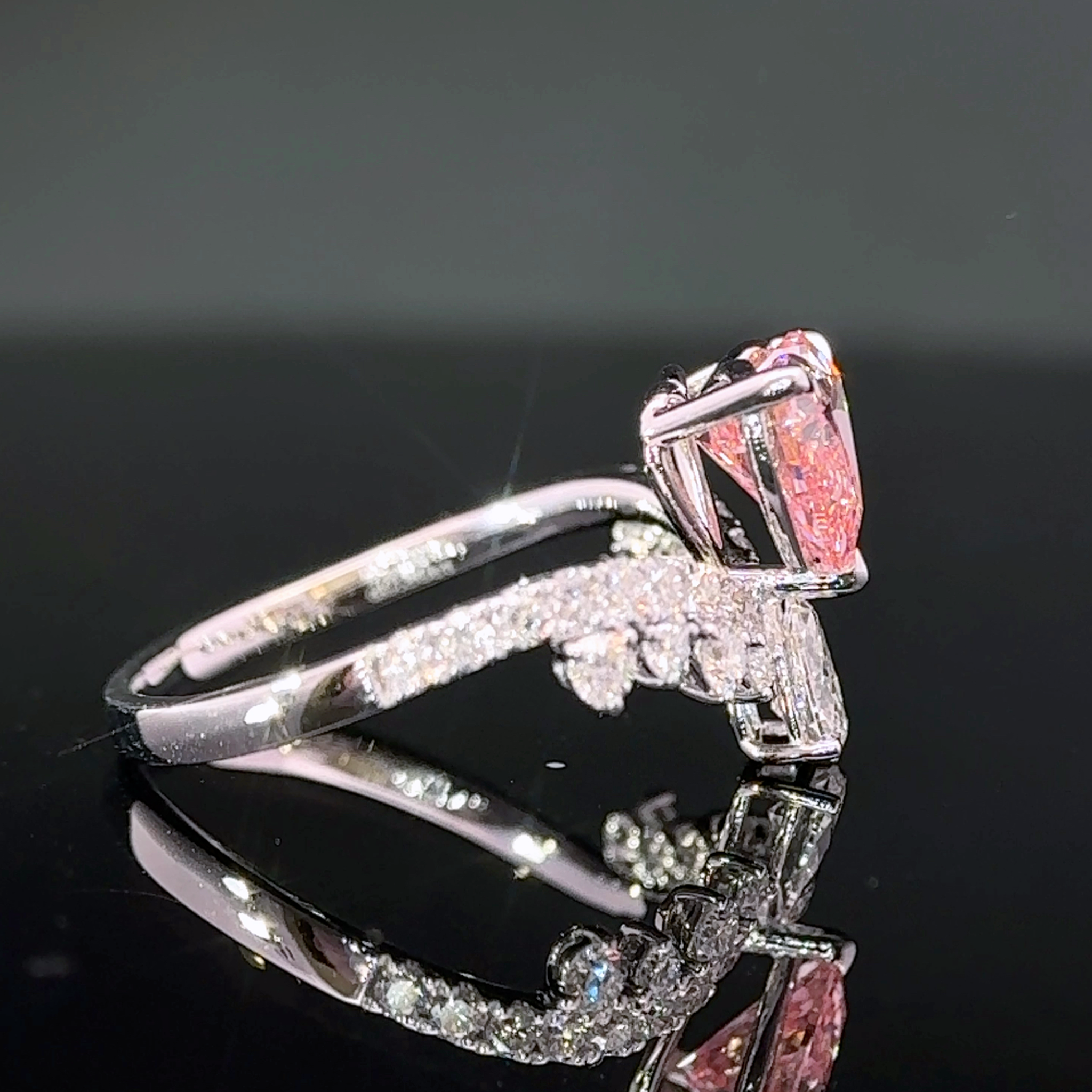 LGV0507 - [Setting Only] Heart Cut Pavé Side Stone Engagement Ring with Pear Diamond Accent