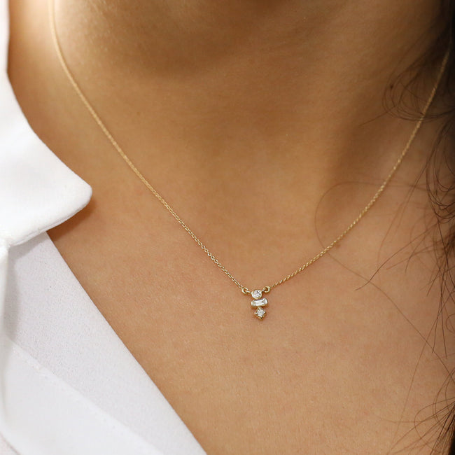 OBFJ1572 - 14K Gold Baguette and Round Cut Diamond Necklace 2