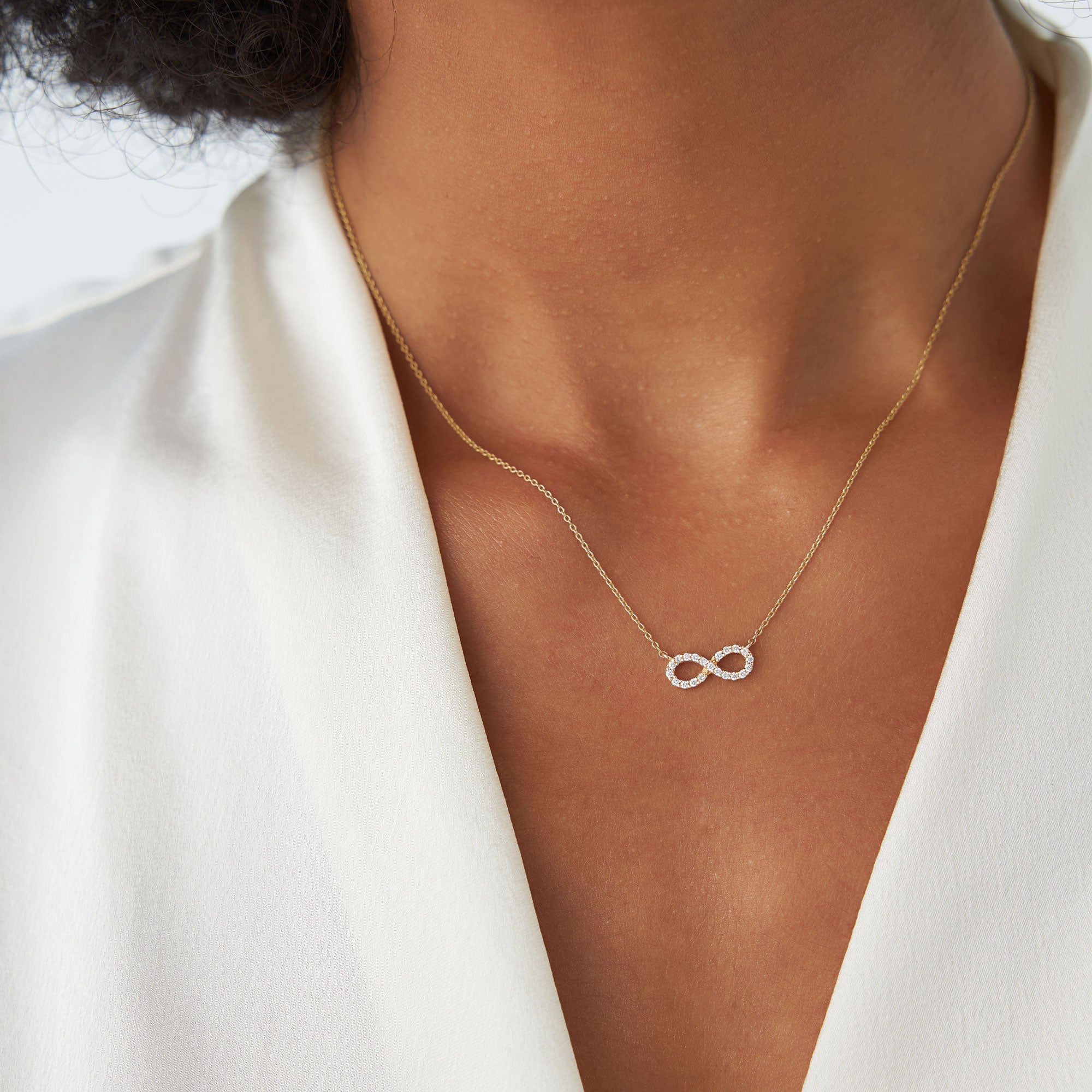 OBFJ1605 - 14K Gold Diamond Infinity Necklace 5