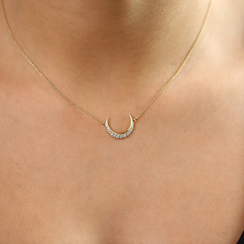 OBFJ1648 - 14K Gold Diamond Crescent Moon Necklace 5