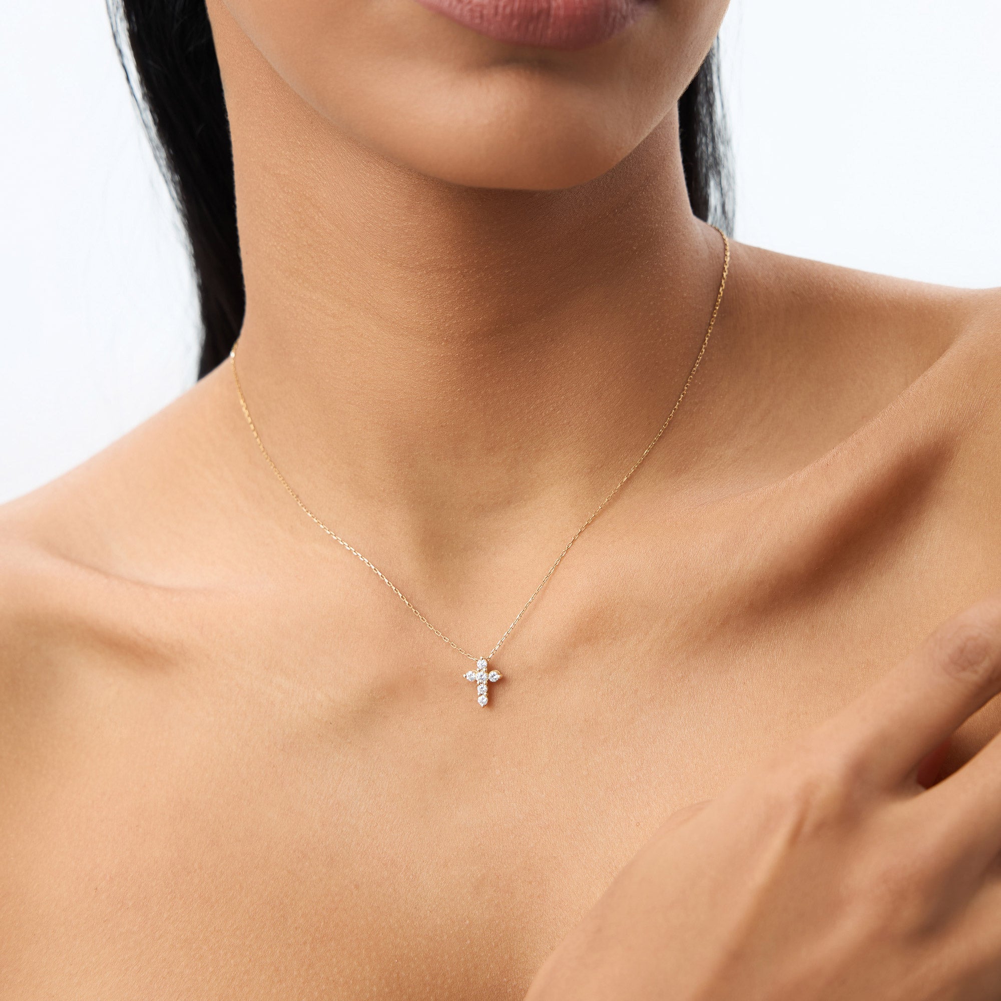 OBFJ0121 - 14K Rose Gold Medium Diamond Cross Necklace 3