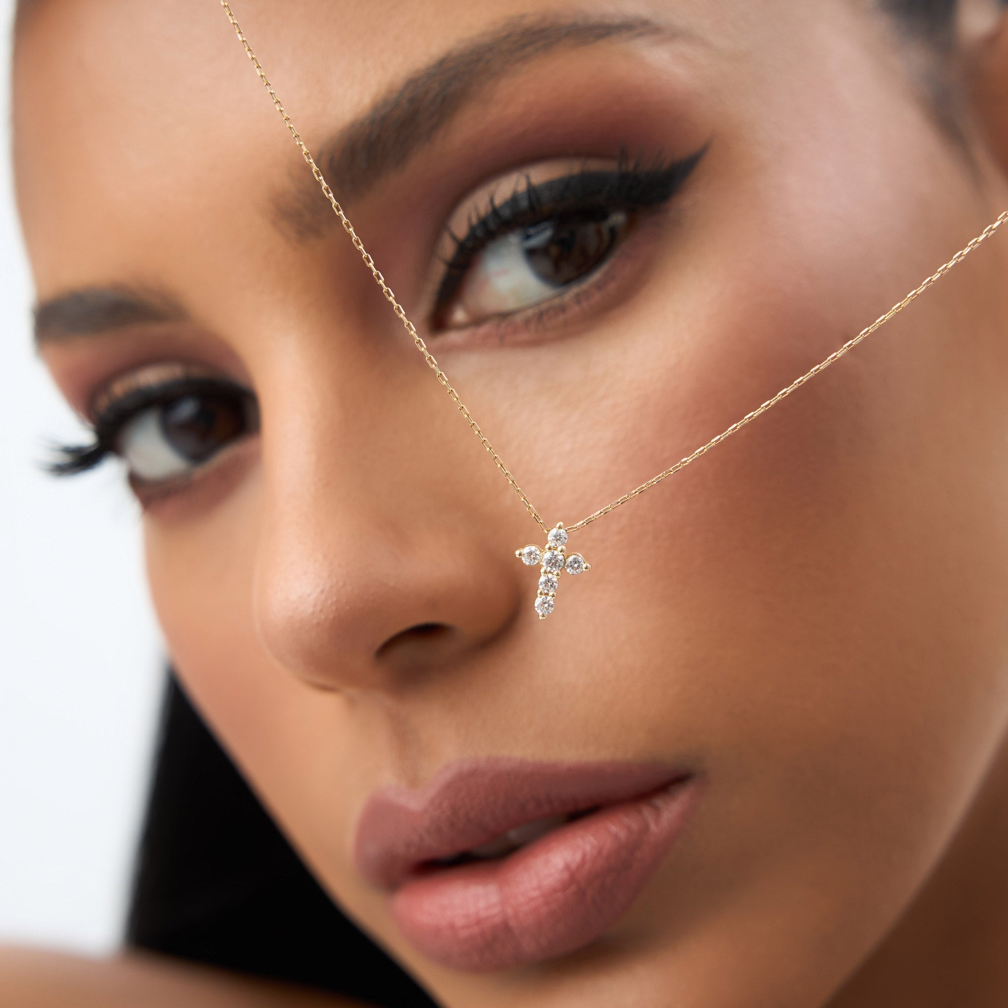 OBFJ0121 - 14K Rose Gold Medium Diamond Cross Necklace 5