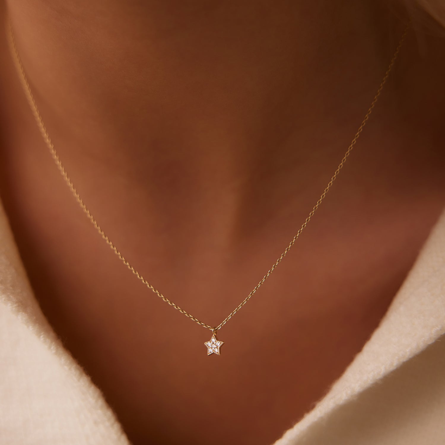 OBFJ1732 - 14K Gold Diamond Star Charm Necklace 2