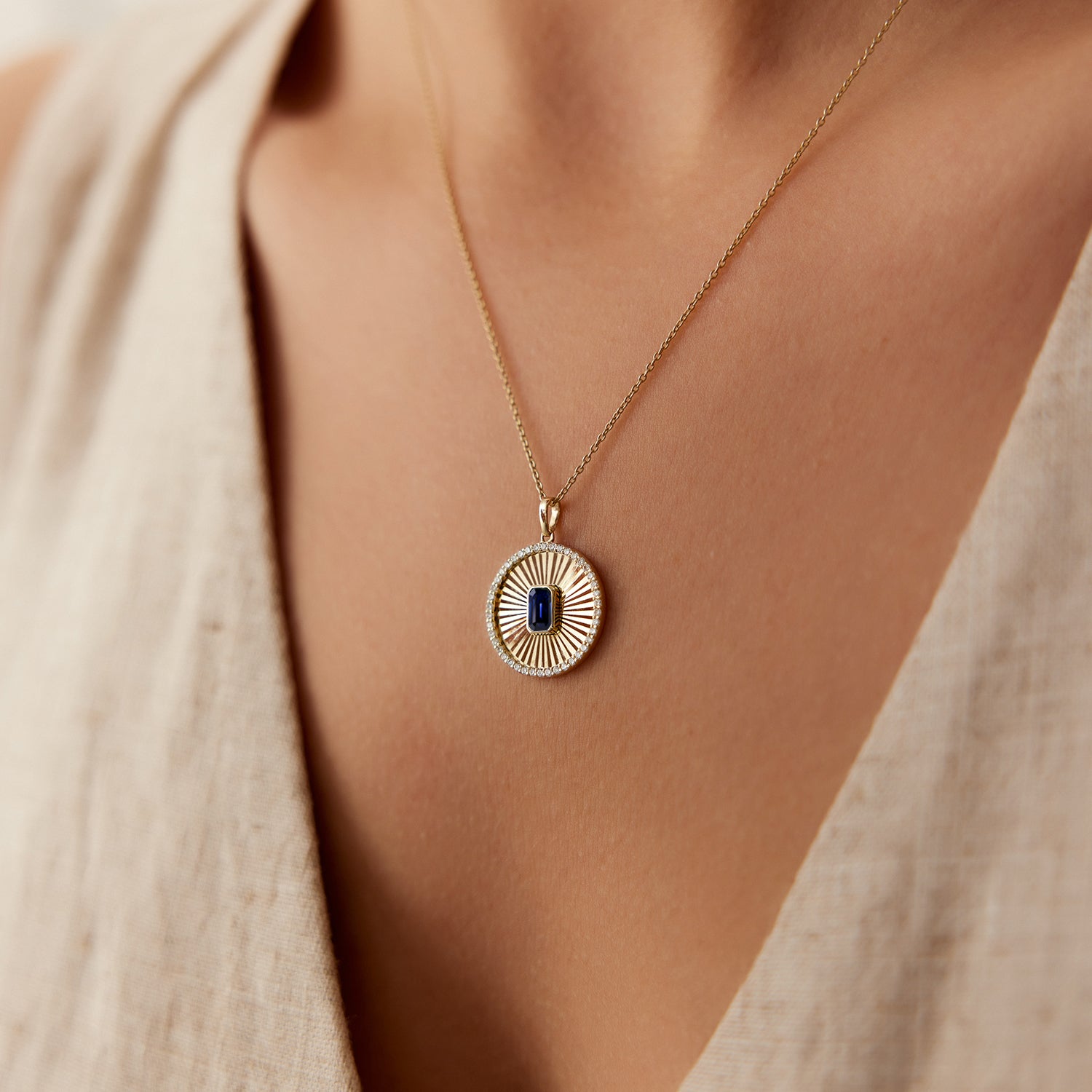 OBFJ0953 - 14K Sapphire and Diamond Medallion Necklace 2