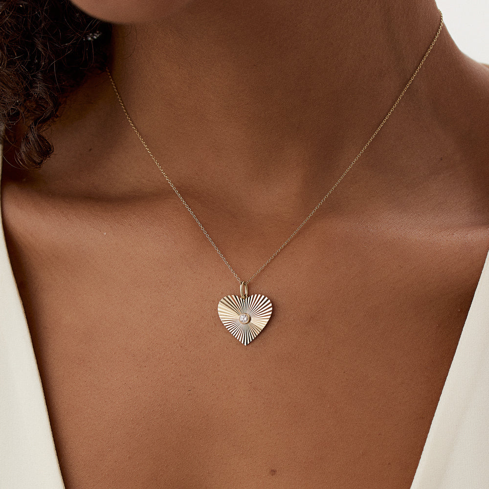 OBFJ1470 - 14K Diamond-Cut Heart Shape Disc Ray Pendant 3
