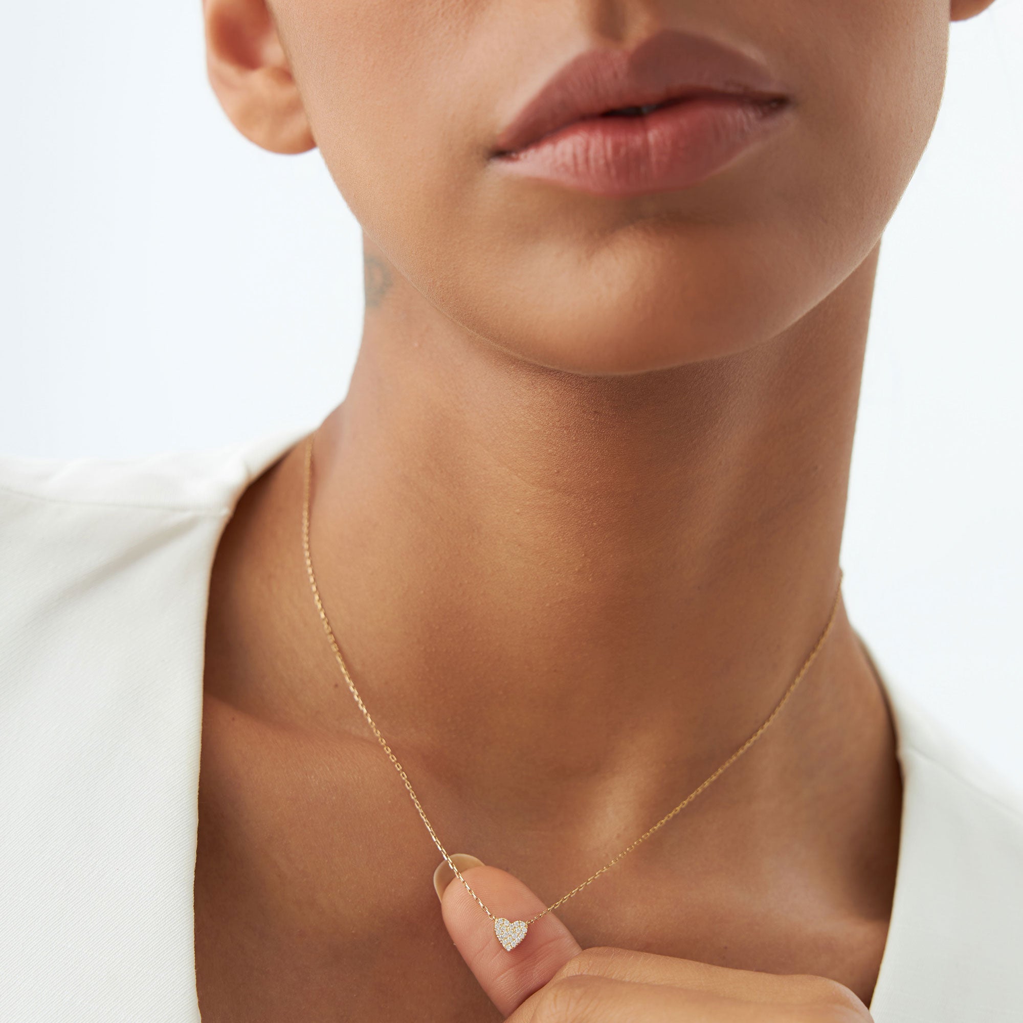 OBFJ1315 - 14k Gold Mini Heart Diamond Necklace 6