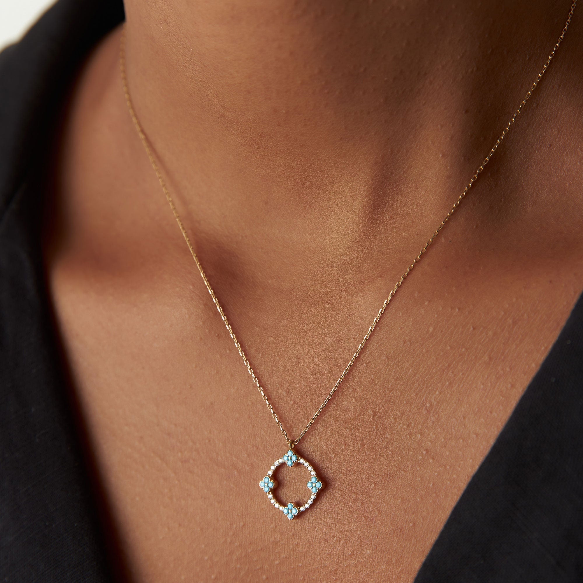 OBFJ1354 - 14k Turquoise and Diamond Clover Pendant Necklace 2