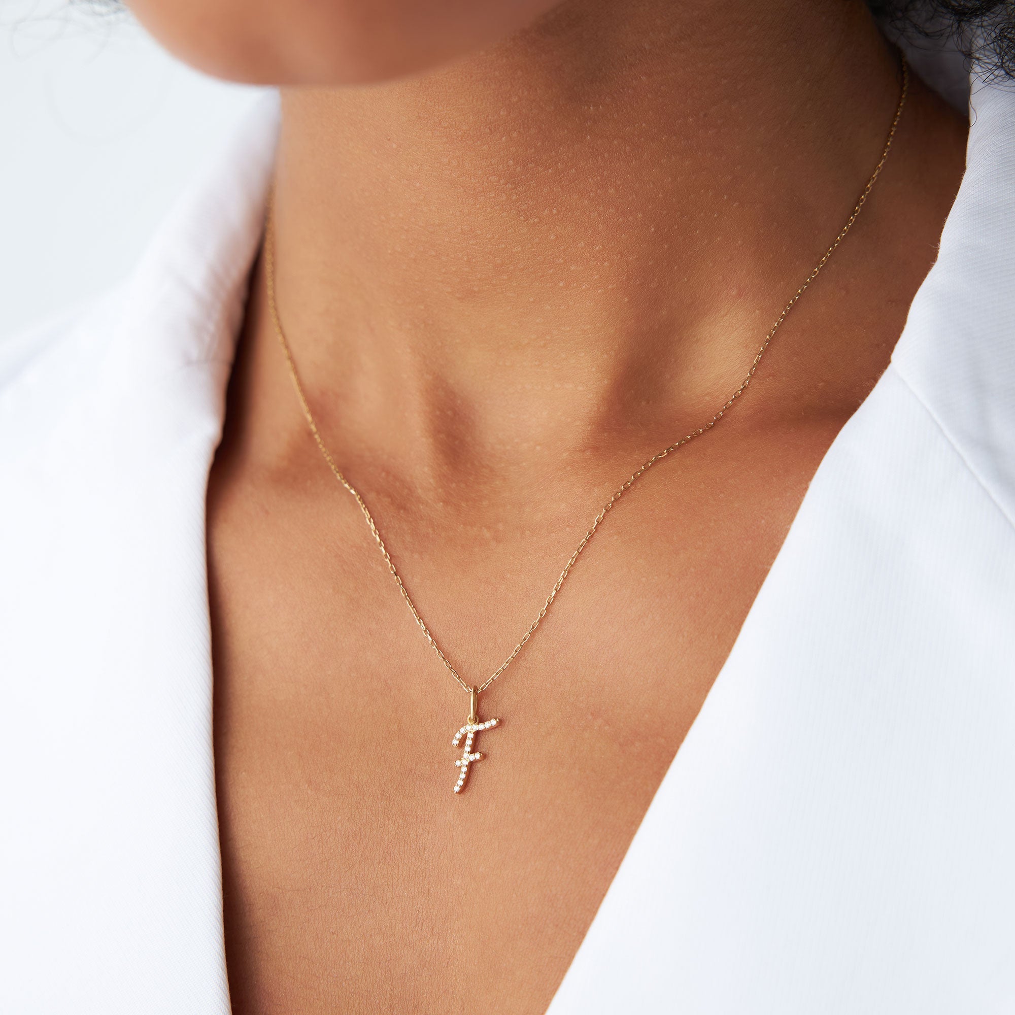 OBFJ1358 - 14k Diamond Script Initial Necklace 4