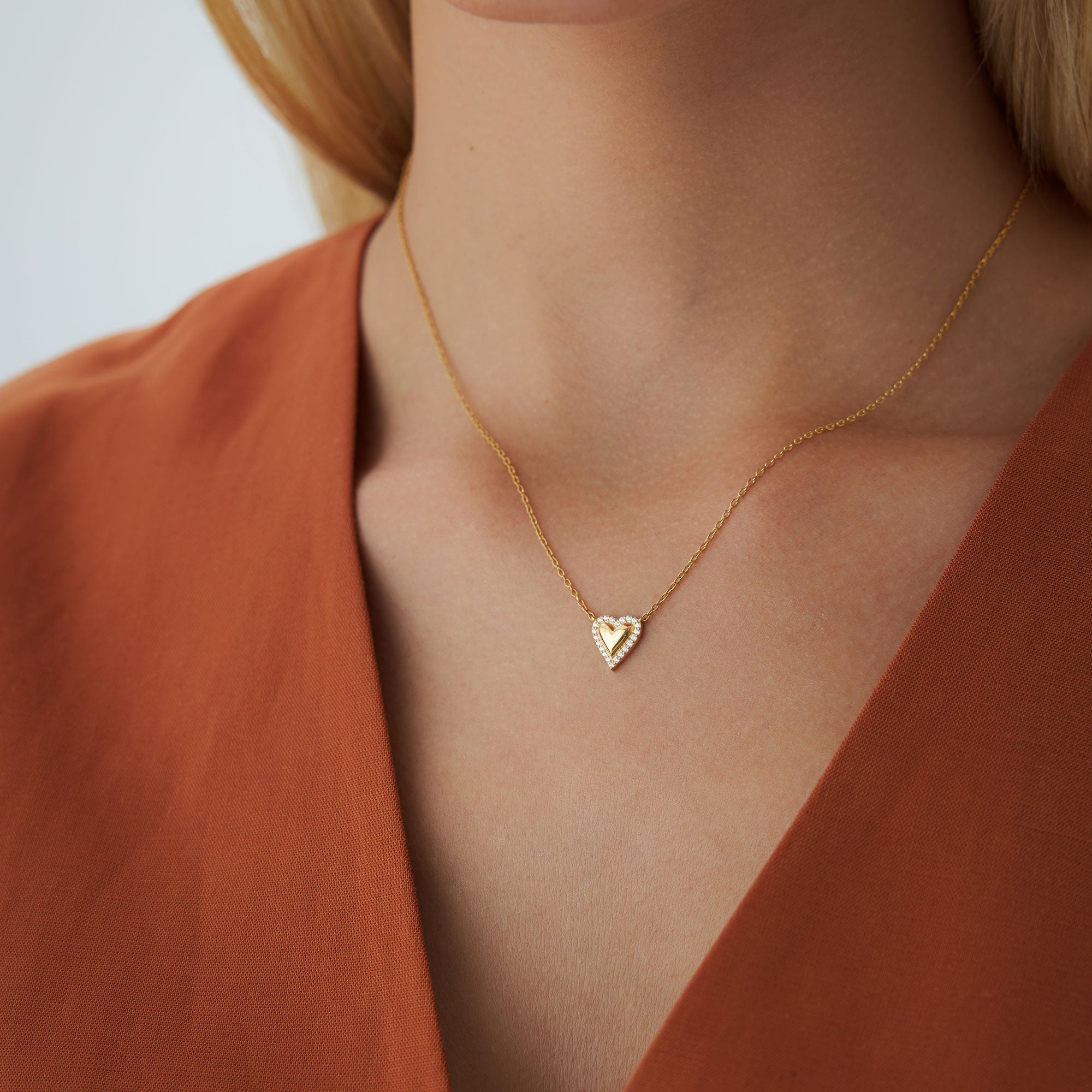 OBFJ1241 - 14K Diamond Puffed Heart Love Necklace 4