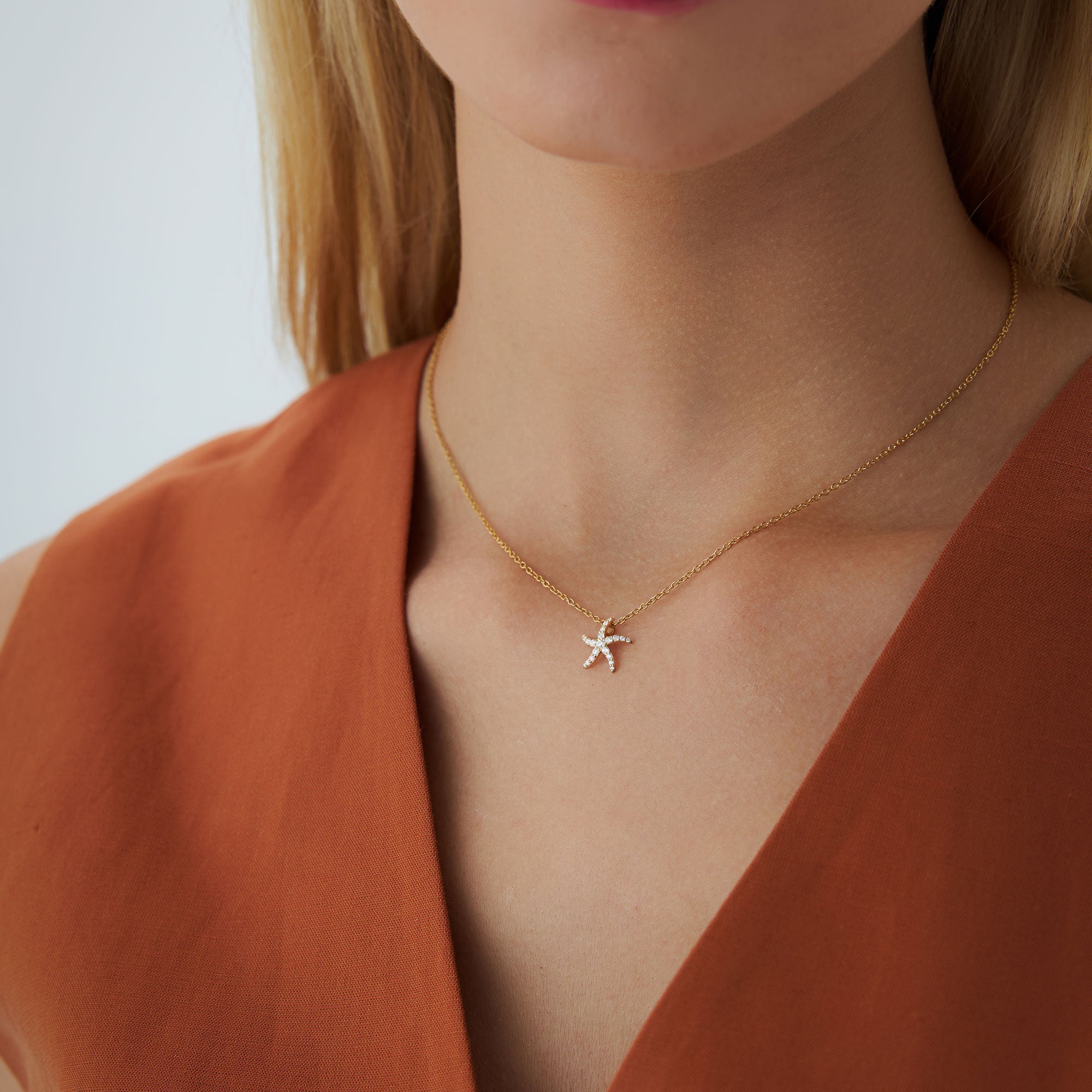 OBFJ1291 - 14k Gold Diamond Starfish Charm Pendant 3