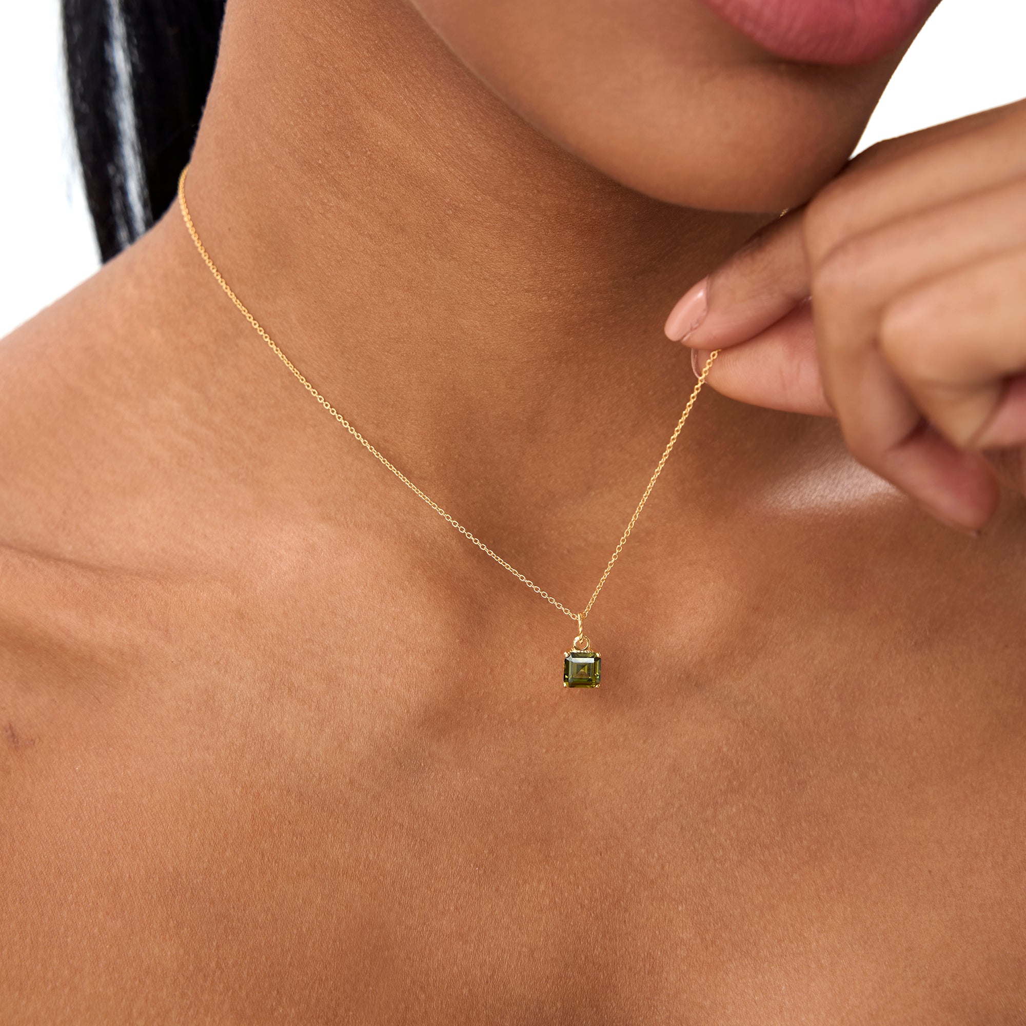 OBFJ0814 - 14K Cushion Cut Peridot Solitaire Necklace 5