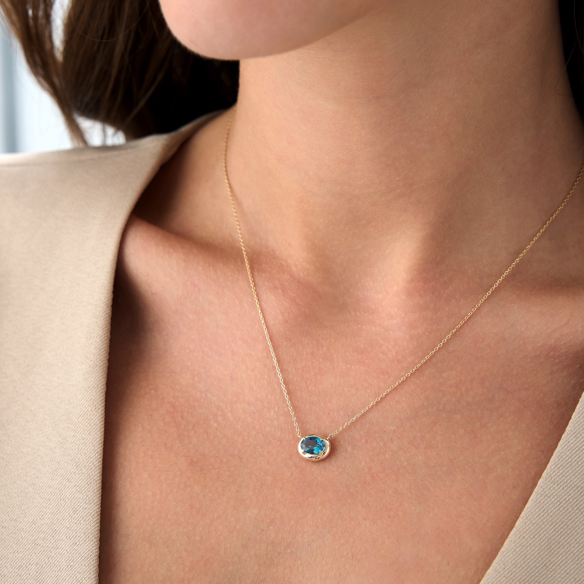 OBFJ0458 - 14K Prong Setting Oval Shaped London Blue Topaz Necklace 5