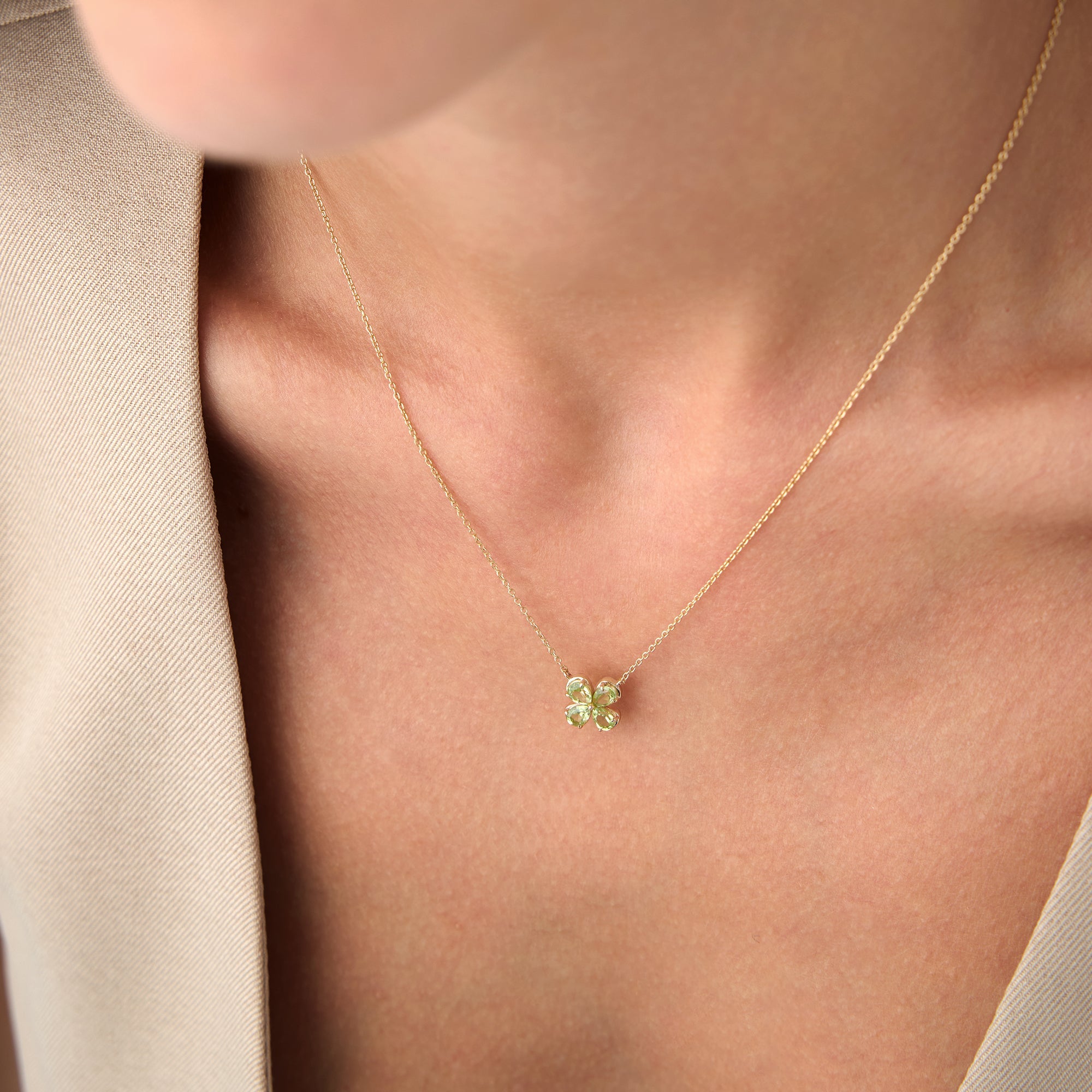 OBFJ0476 - 14K Four Leaf Peridot Clover Necklace 5
