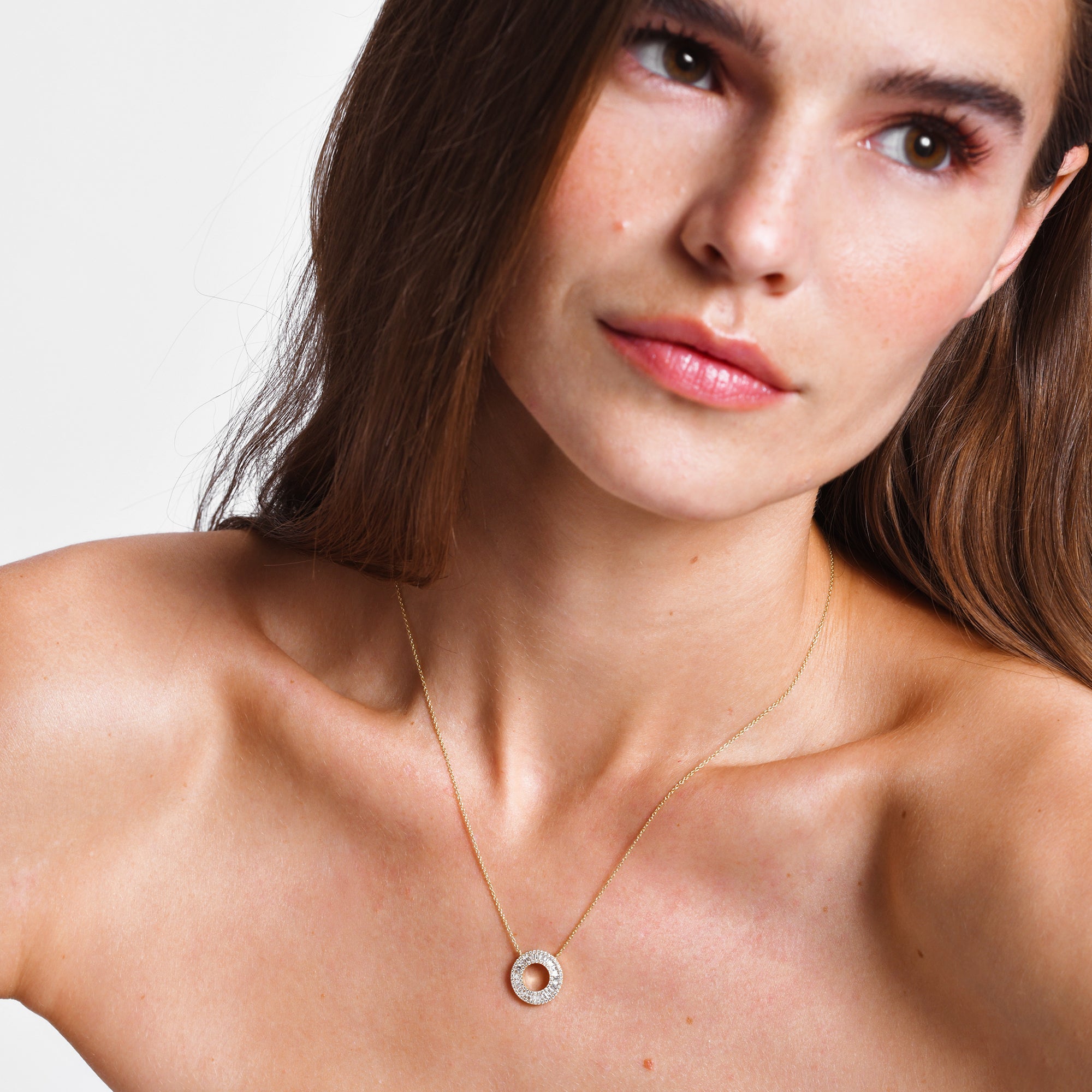 OBFJ0661 - 14k Baguette Diamond Circle Pendant Necklace 3