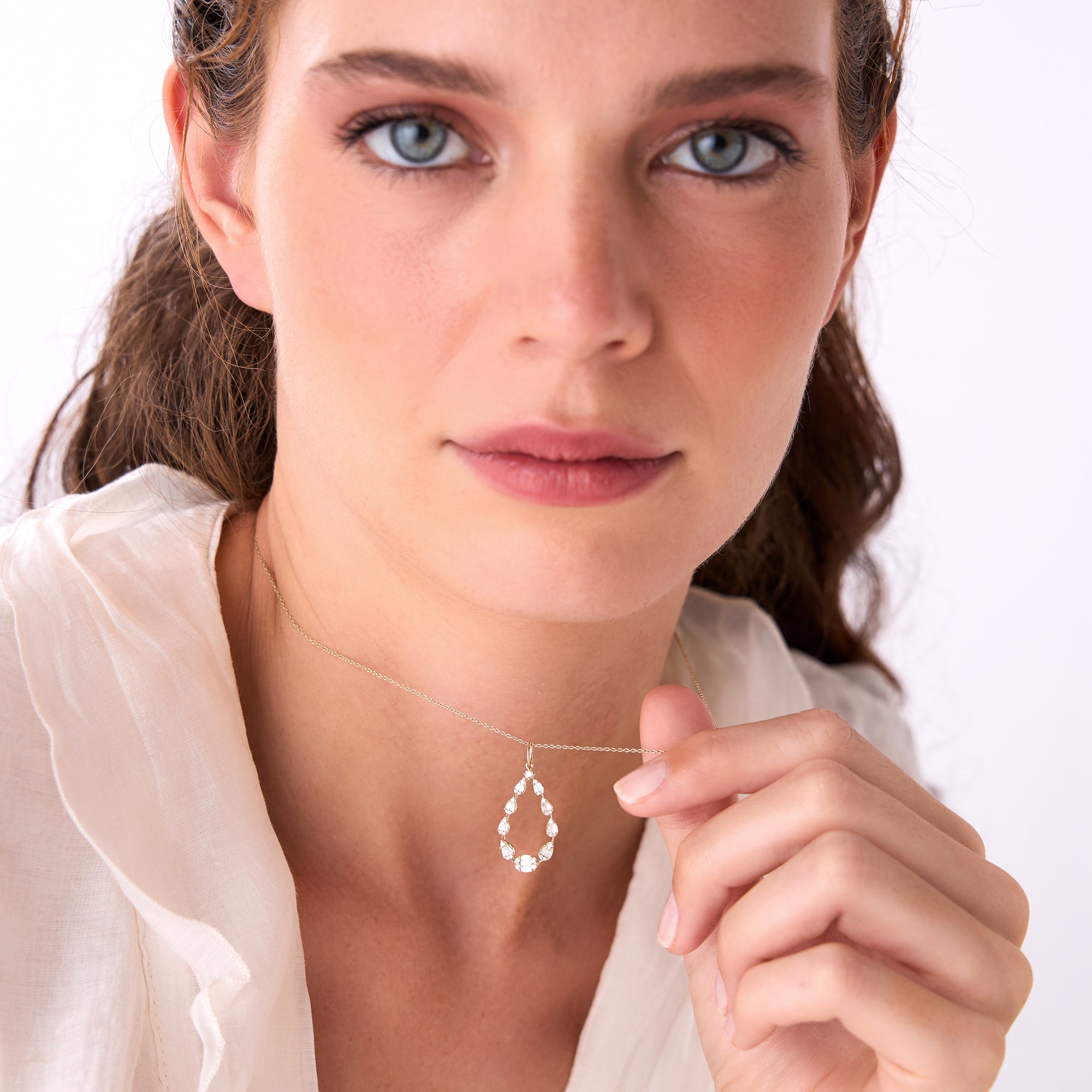 OBFJ0552 - 14k Elegant Diamond Pear Shape Necklace 3