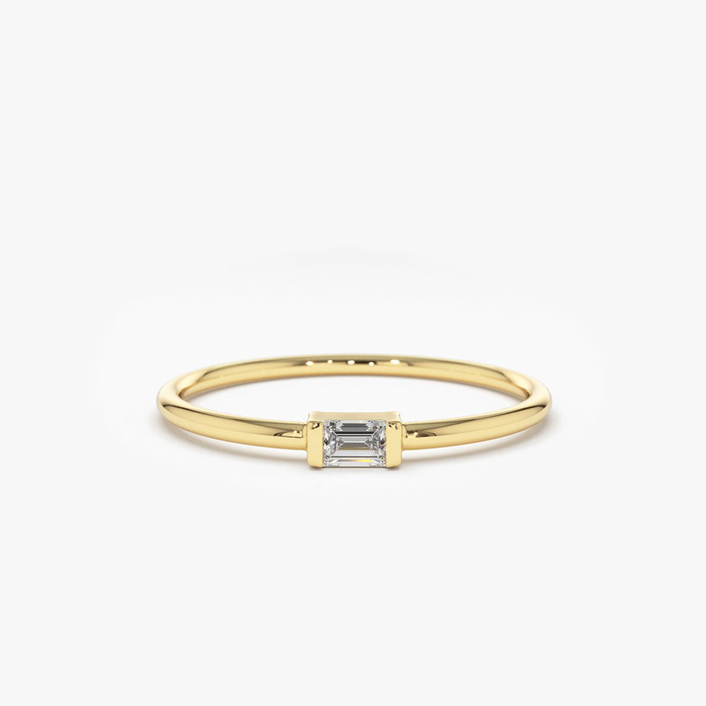 OBFJ1566 - 14K Single Baguette Solitaire Diamond Ring 1