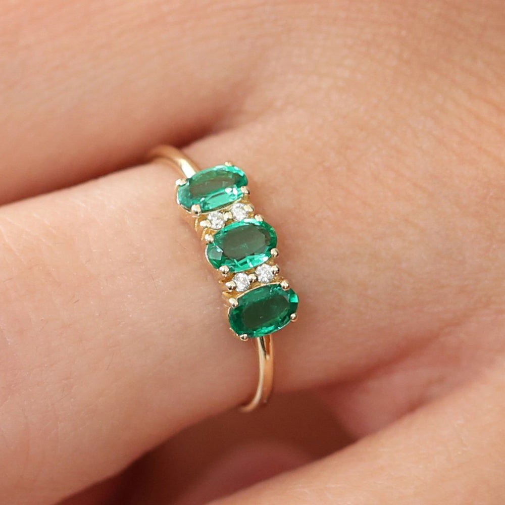 OBFJ1704 - 14k Triple Oval Emerald Diamond Ring 2
