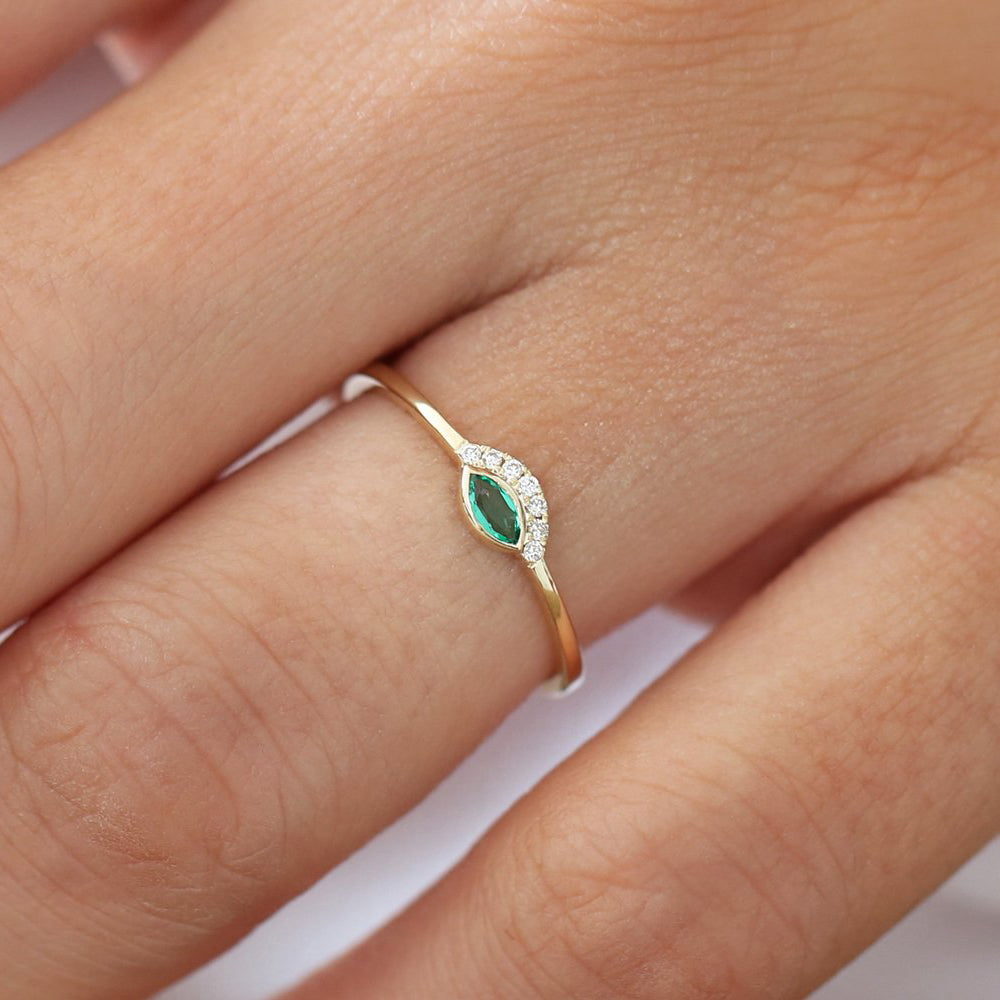 OBFJ1703 - 14k Marquise Emerald Eye Diamond Ring 2