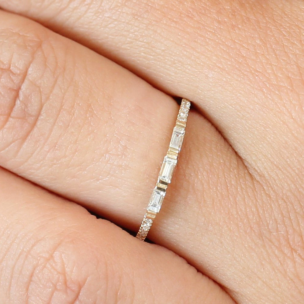 OBFJ1821 - 14K Gold 3 Baguette Matching Diamond Ring 2