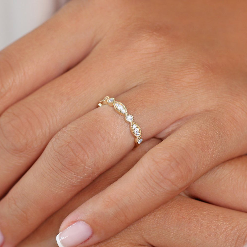 OBFJ1804 - 14K Gold Vintage Style Diamond Wedding Ring 3