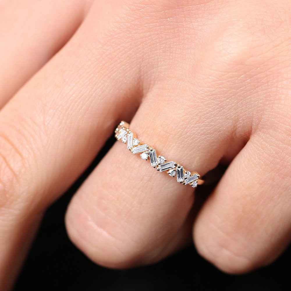 OBFJ1781 - 14K Gold Slanted Baguette and Round Diamond Ring 3
