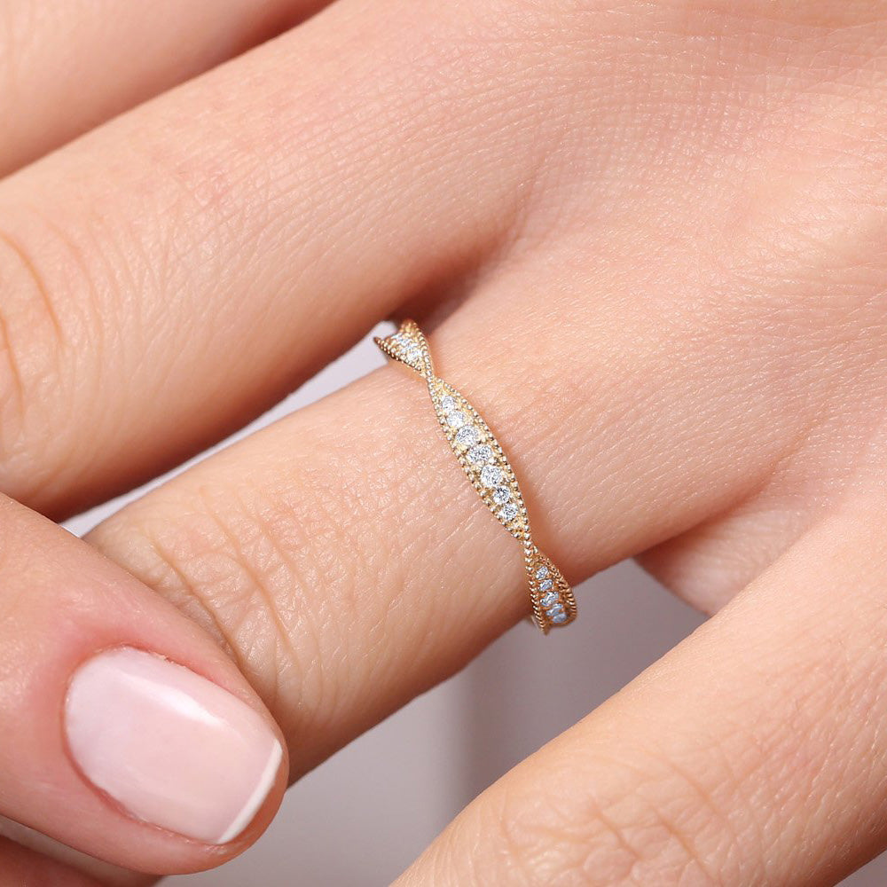 OBFJ1783 - 14K Gold Art Deco Graduating Diamond Full Eternity Ring 2