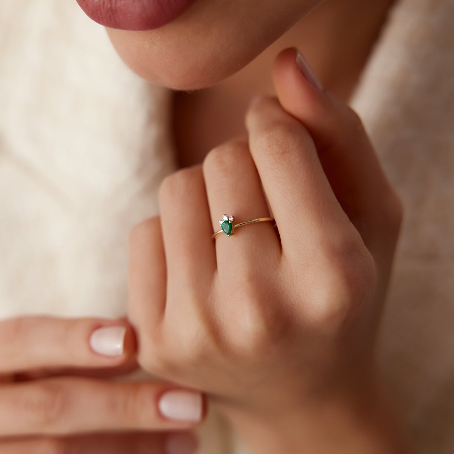 OBFJ1826 - 14k Mini Emerald and Diamond Ring 8