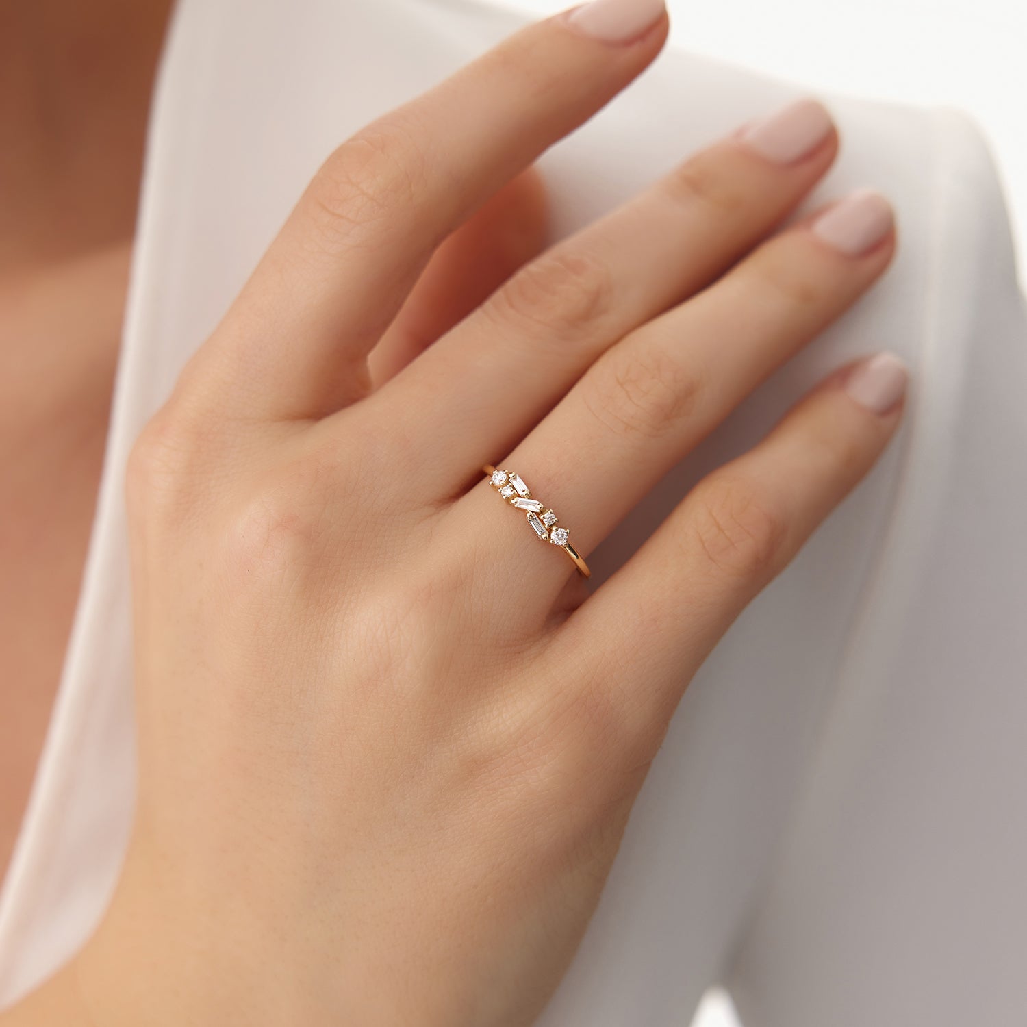 OBFJ1885 - 14K Scattered Baguette and Round Diamond Ring 4