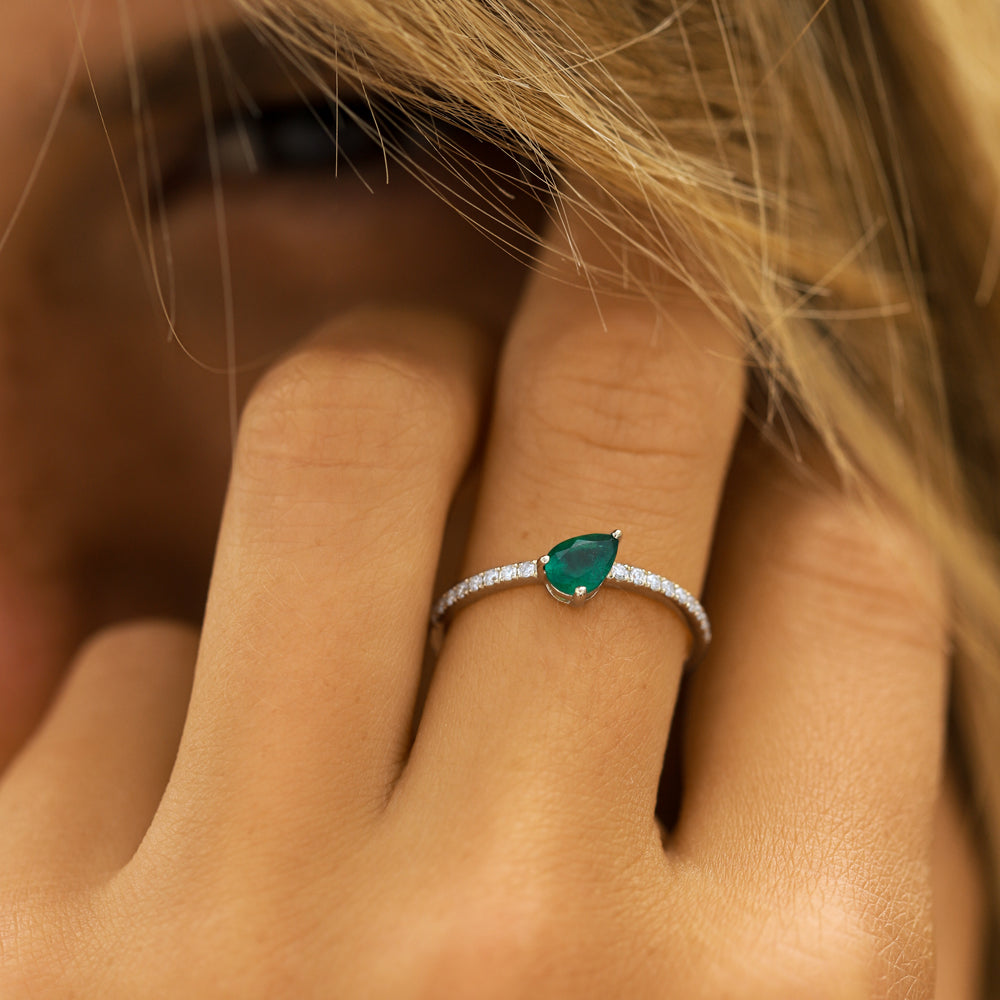 OBFJ2095 - 14k Slanted Pear Shape Emerald Ring with Pave Diamonds 2