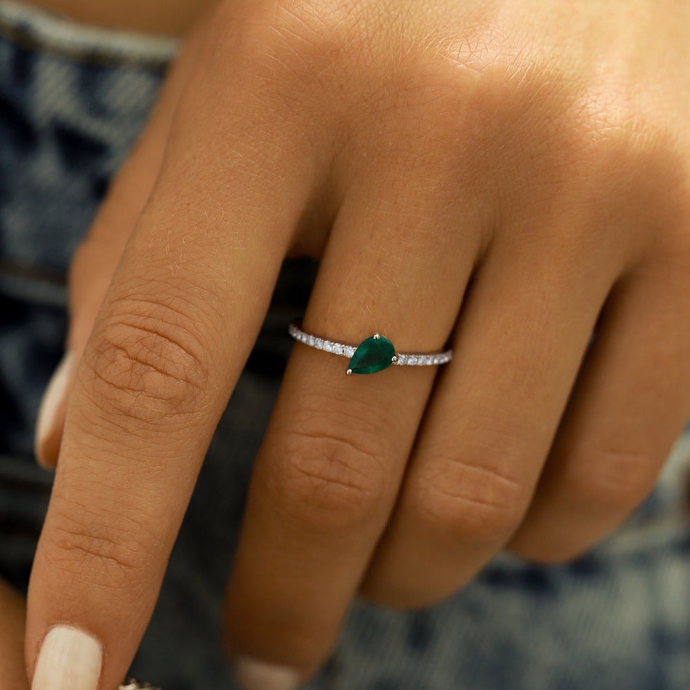 OBFJ2095 - 14k Slanted Pear Shape Emerald Ring with Pave Diamonds 4