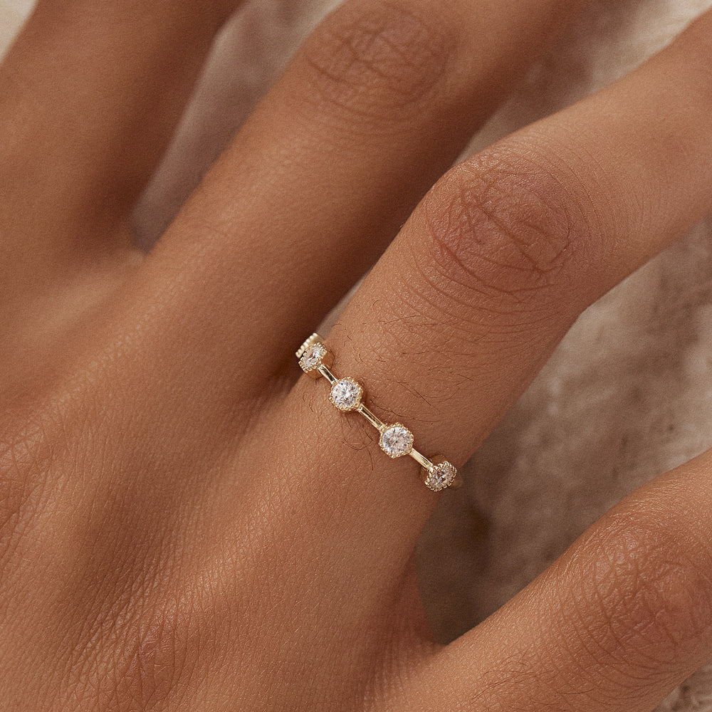 OBFJ1491 - 14k Hexagon Milgrain Setting Five Stone Diamond Ring 2