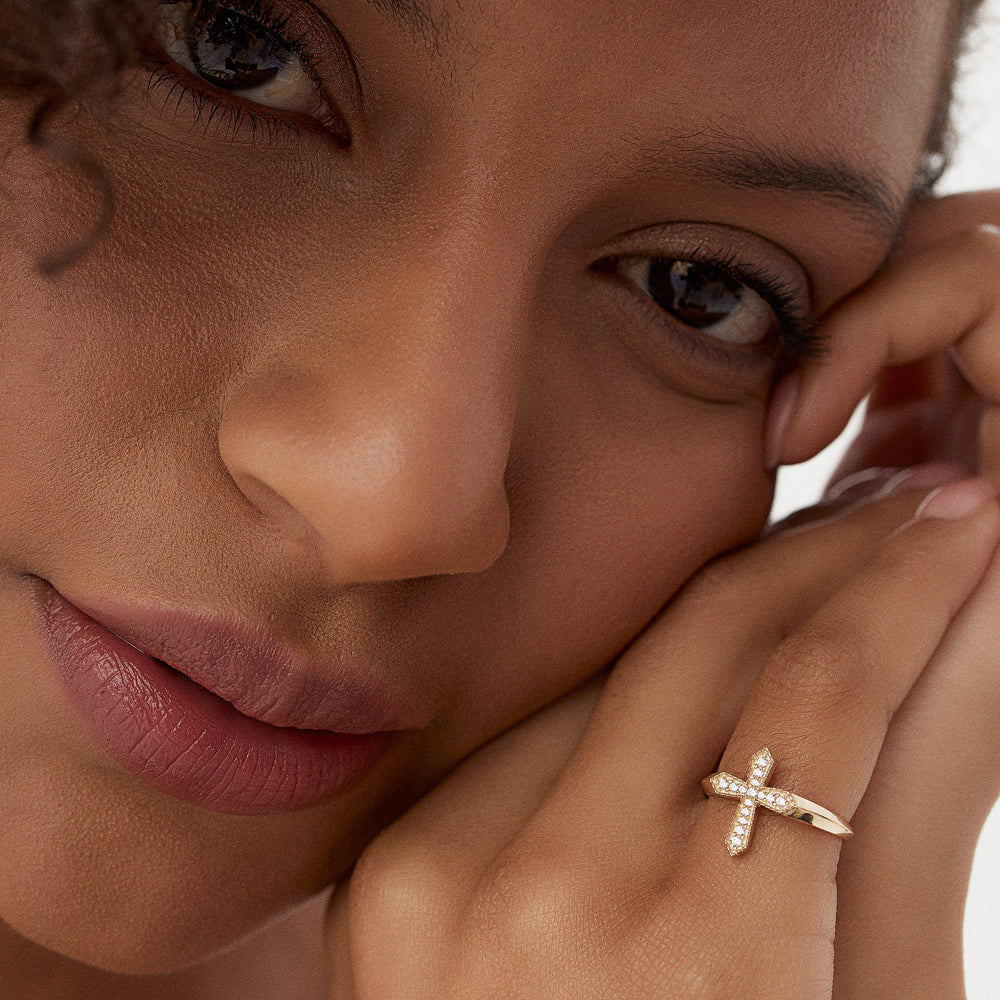 OBFJ1471 - 14k Diamond Cross Ring 3