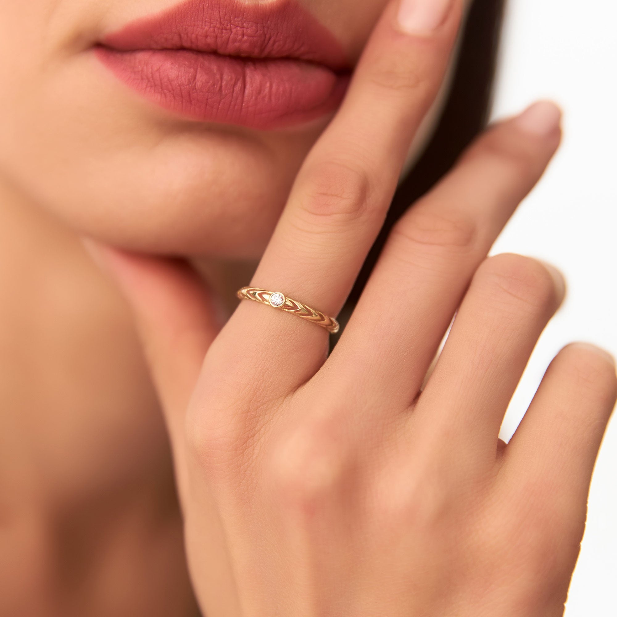 OBFJ1293 - 14k Gold Unique Diamond Modern Ring 2