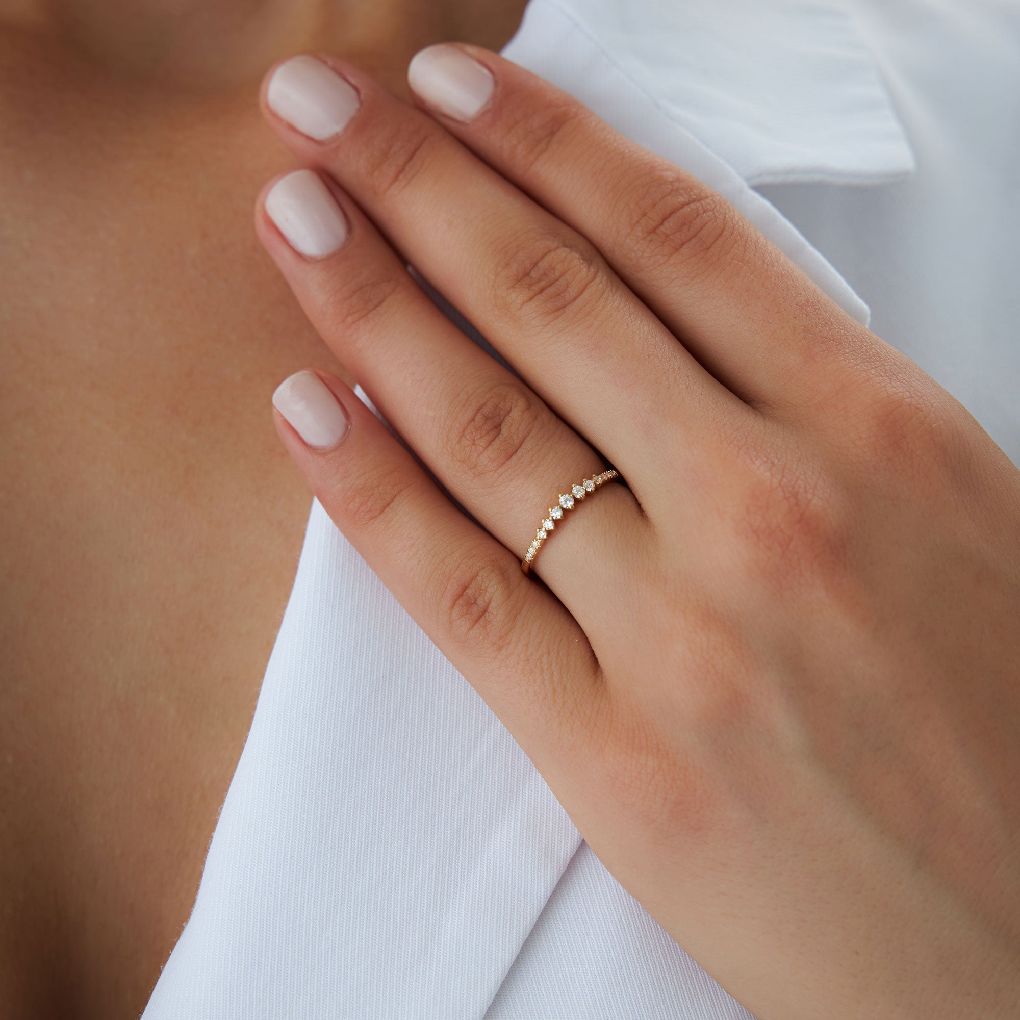 OBFJ1288 - 14k Dainty Graduating Diamond Wedding Ring 2